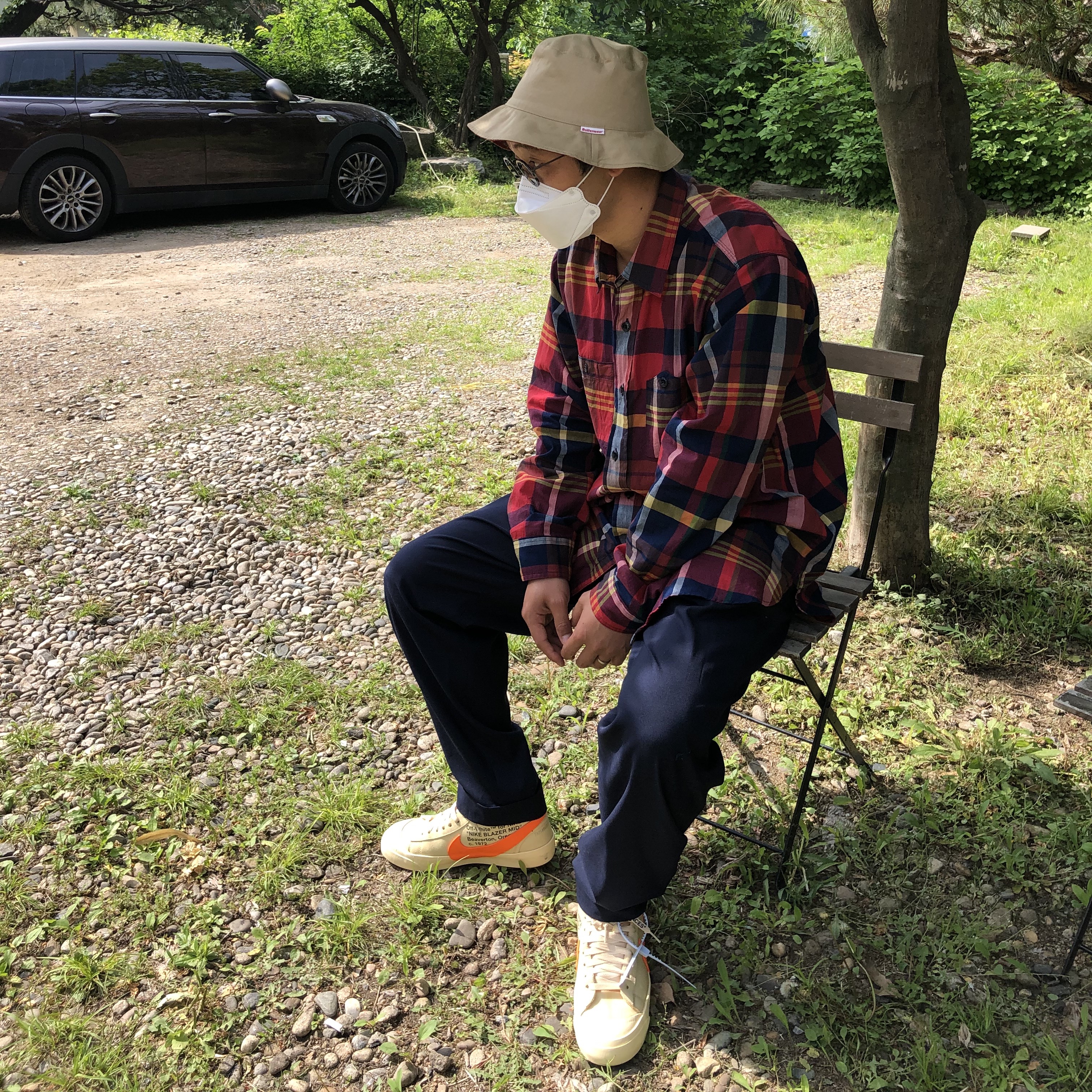 Nike x Off-White Blazer Mid Off-White All Hallow's Eve 착용 스타일