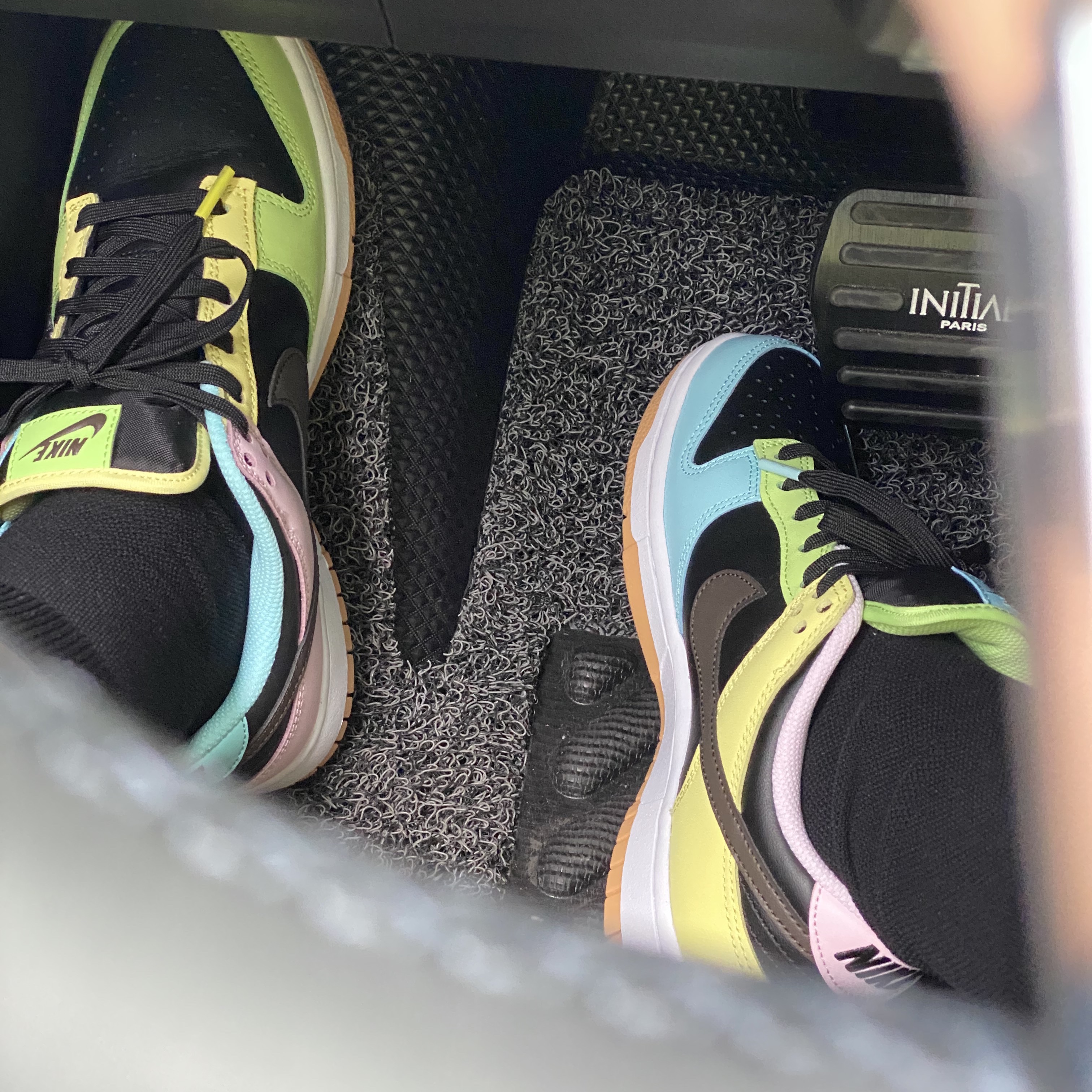 Nike Dunk Low SE Free.99 Black 착용 스타일 - 5