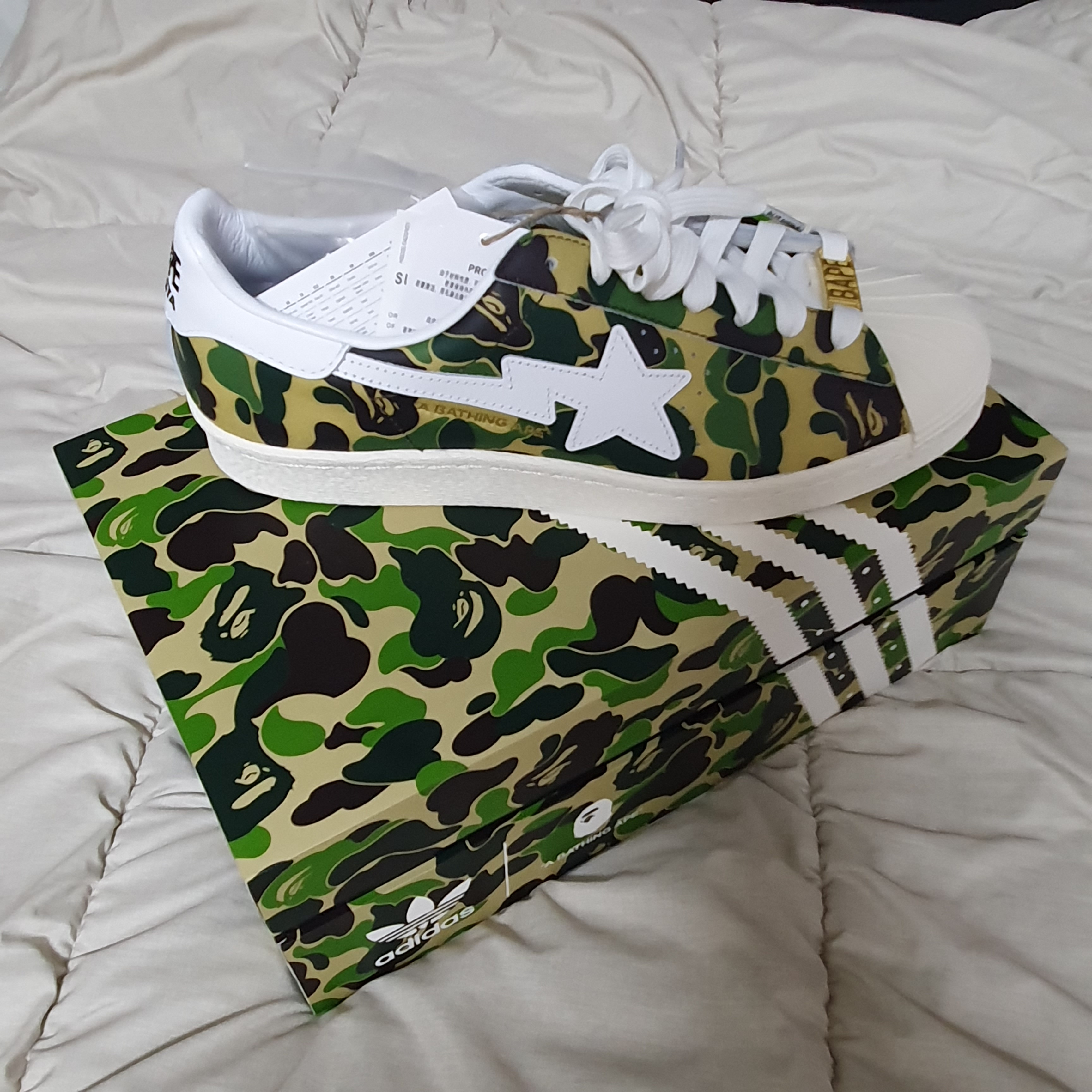 Adidas x BAPE Superstar 80s Green Camo 착용 스타일 - 2