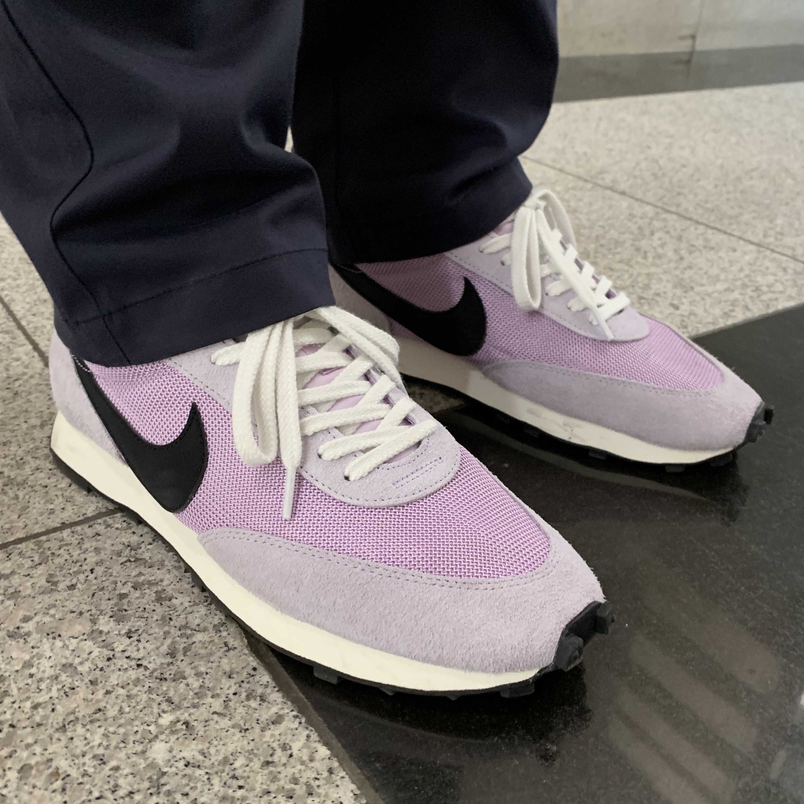 Nike Daybreak SP Lavender Mist 착용 스타일 - 3