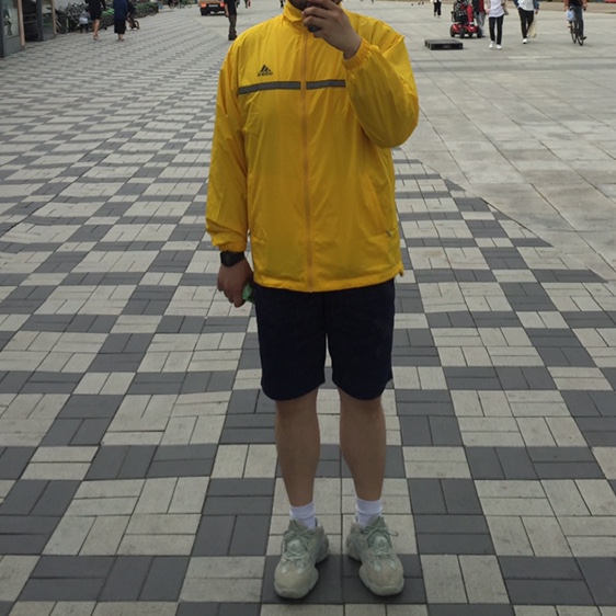 Adidas Yeezy 500 Salt 착용 스타일