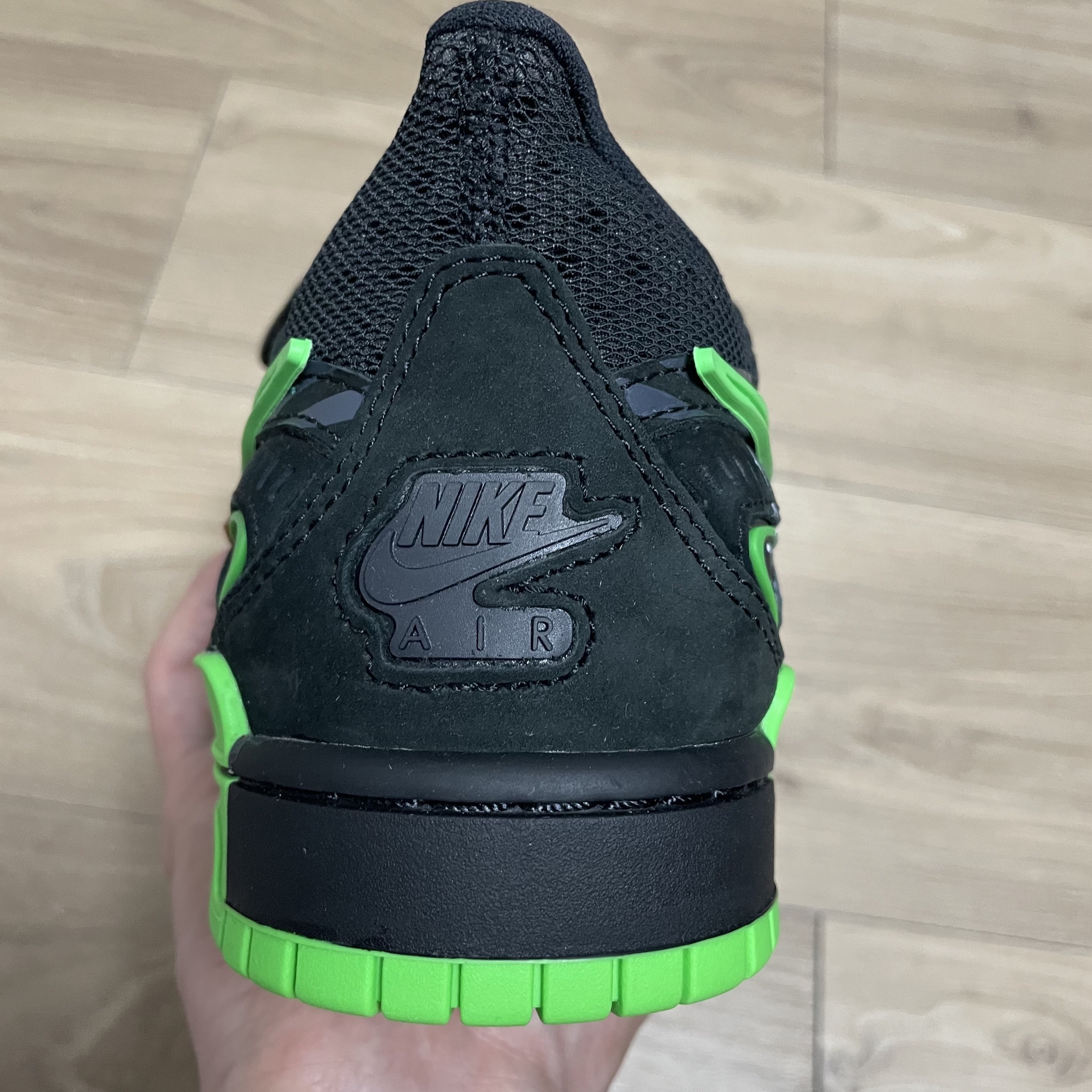 Nike x Off-White Air Rubber Dunk Green Strike 착용 스타일 - 5