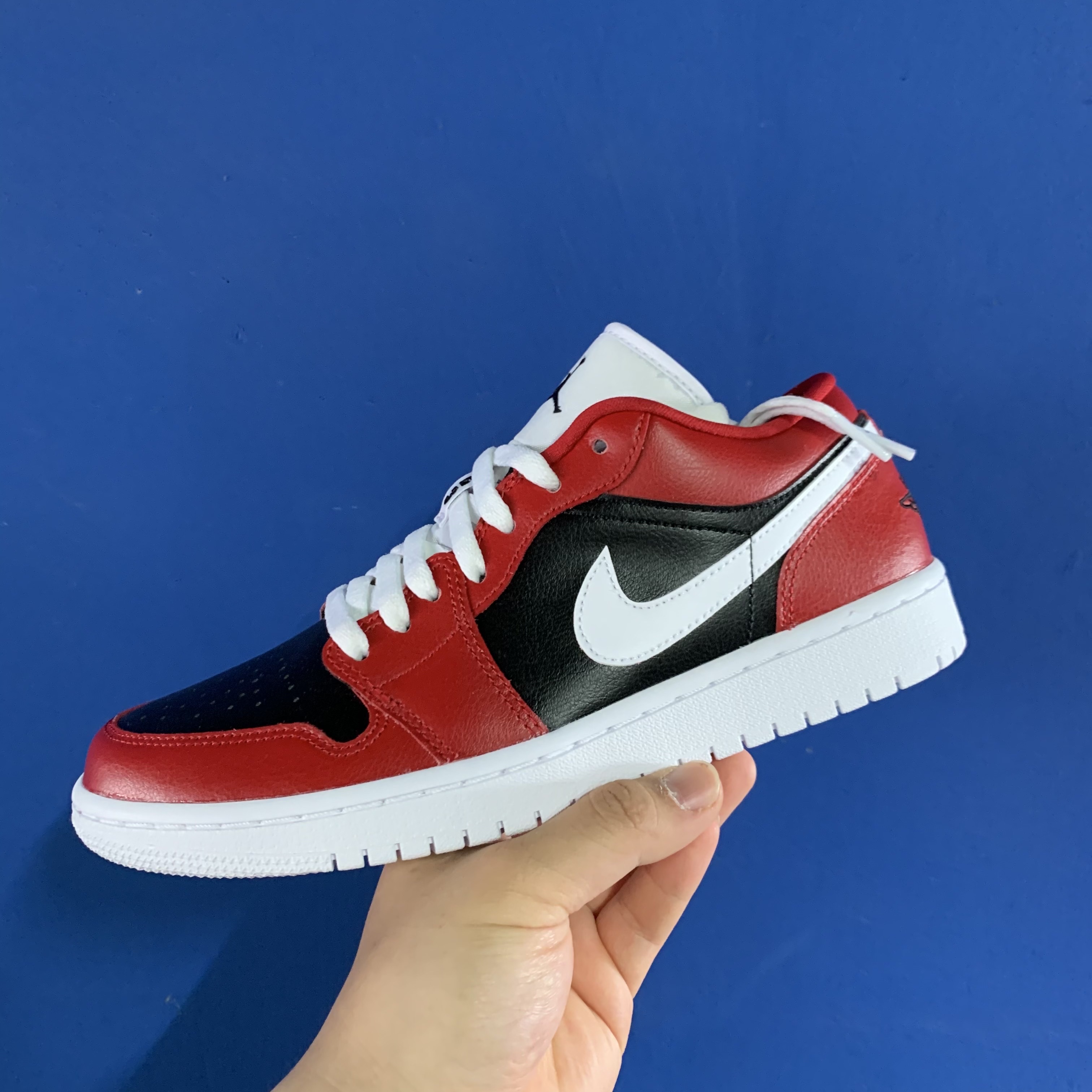 (W) Jordan 1 Low Chicago Flip 착용 스타일