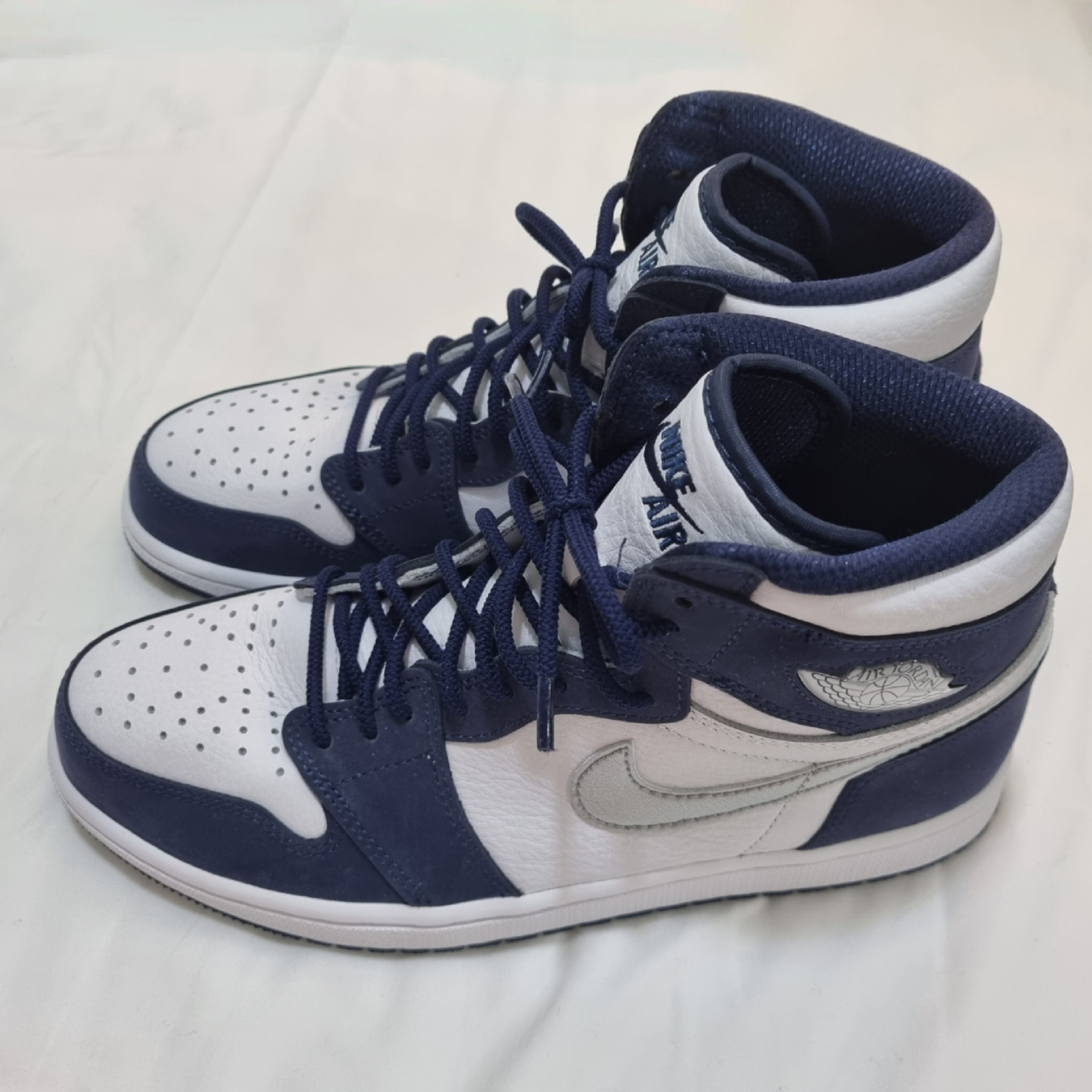 Jordan 1 Retro High OG CO.JP Midnight Navy 착용 스타일