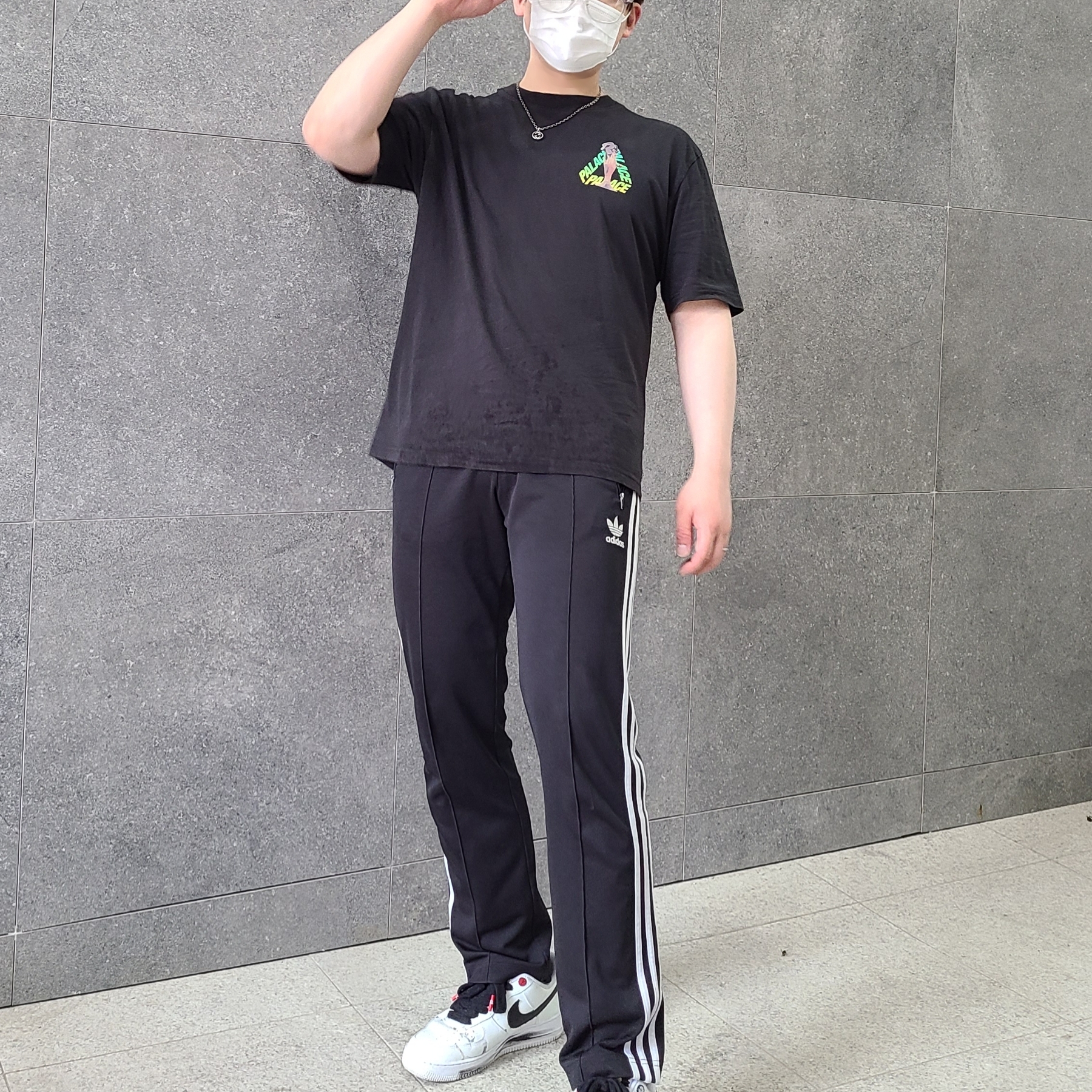 Nike x Peaceminusone Air Force 1 Low Para-Noise 2.0, Palace Rolls P3 T-Shirt Black - 19FW 착용 스타일