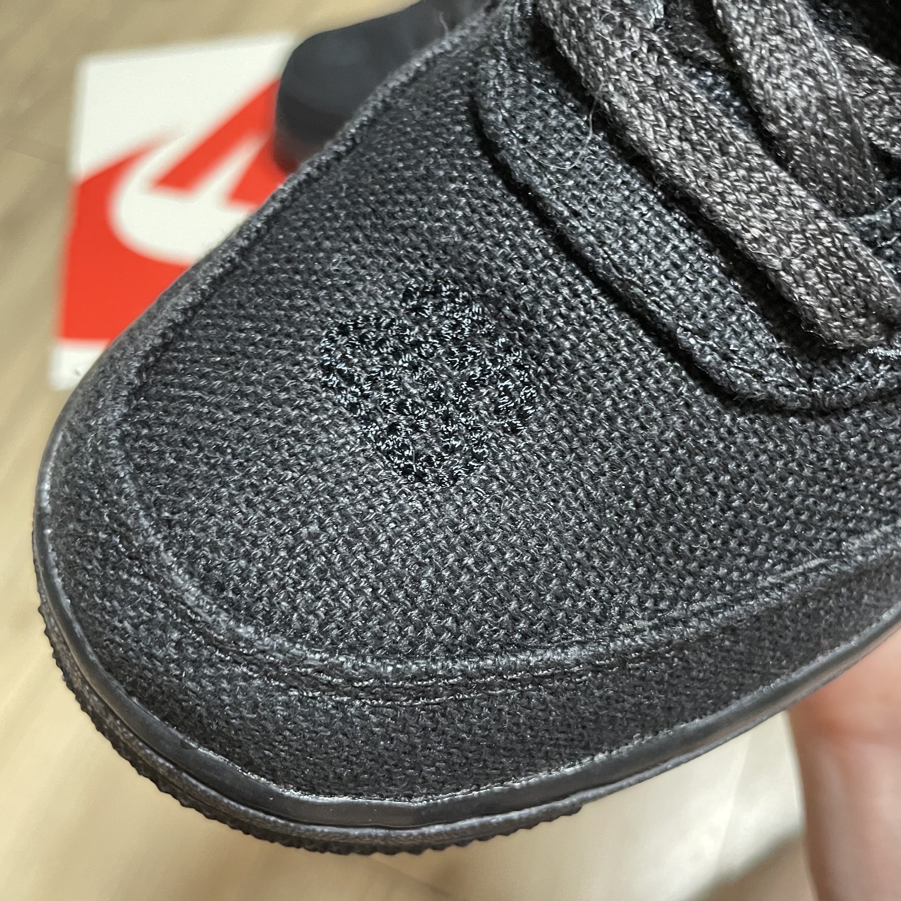 Nike x Stussy Air Force 1 Low Triple Black 착용 스타일 - 5