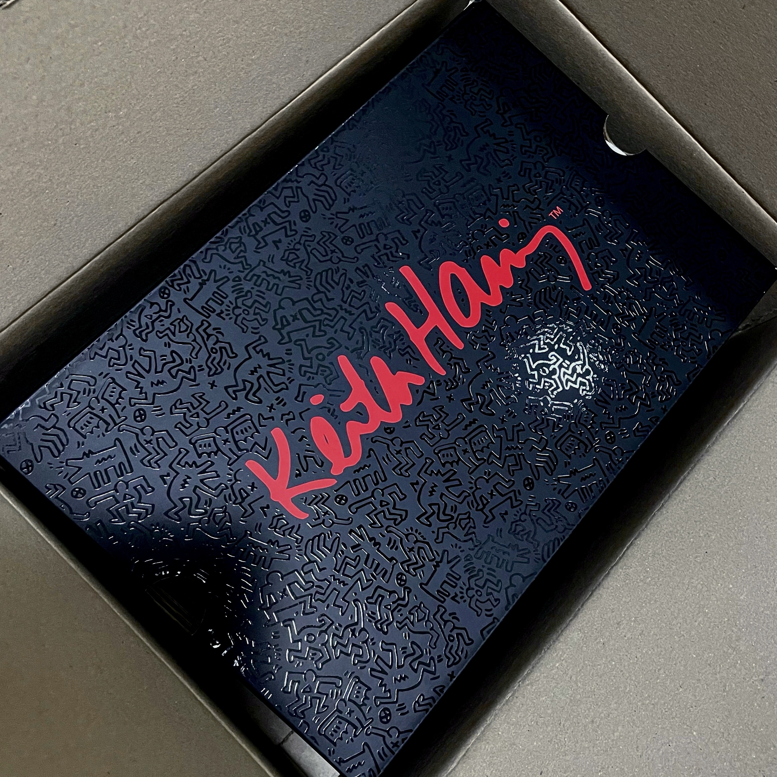 Converse x Keith Haring Run Star Hike Hi Black Red, Converse x JW Anderson Run Star Hike Hi Black 착용 스타일 - 2