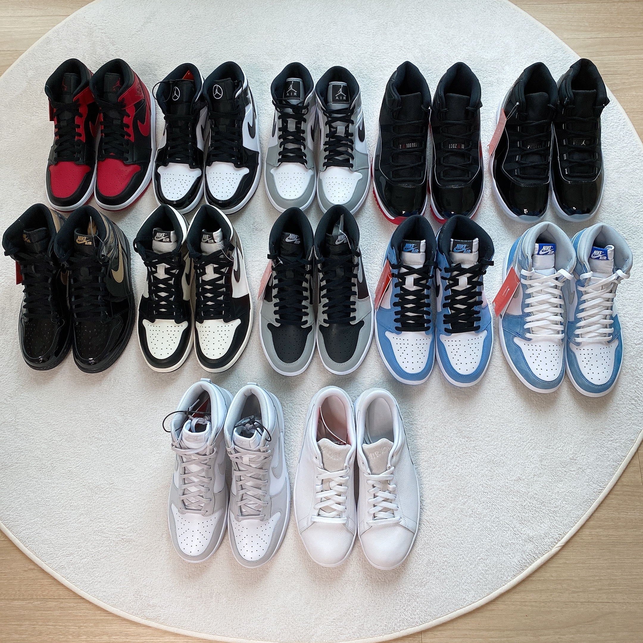 Jordan 1 Retro High OG Shadow 2.0, Jordan 1 Retro High OG University Blue 착용 스타일 - 1