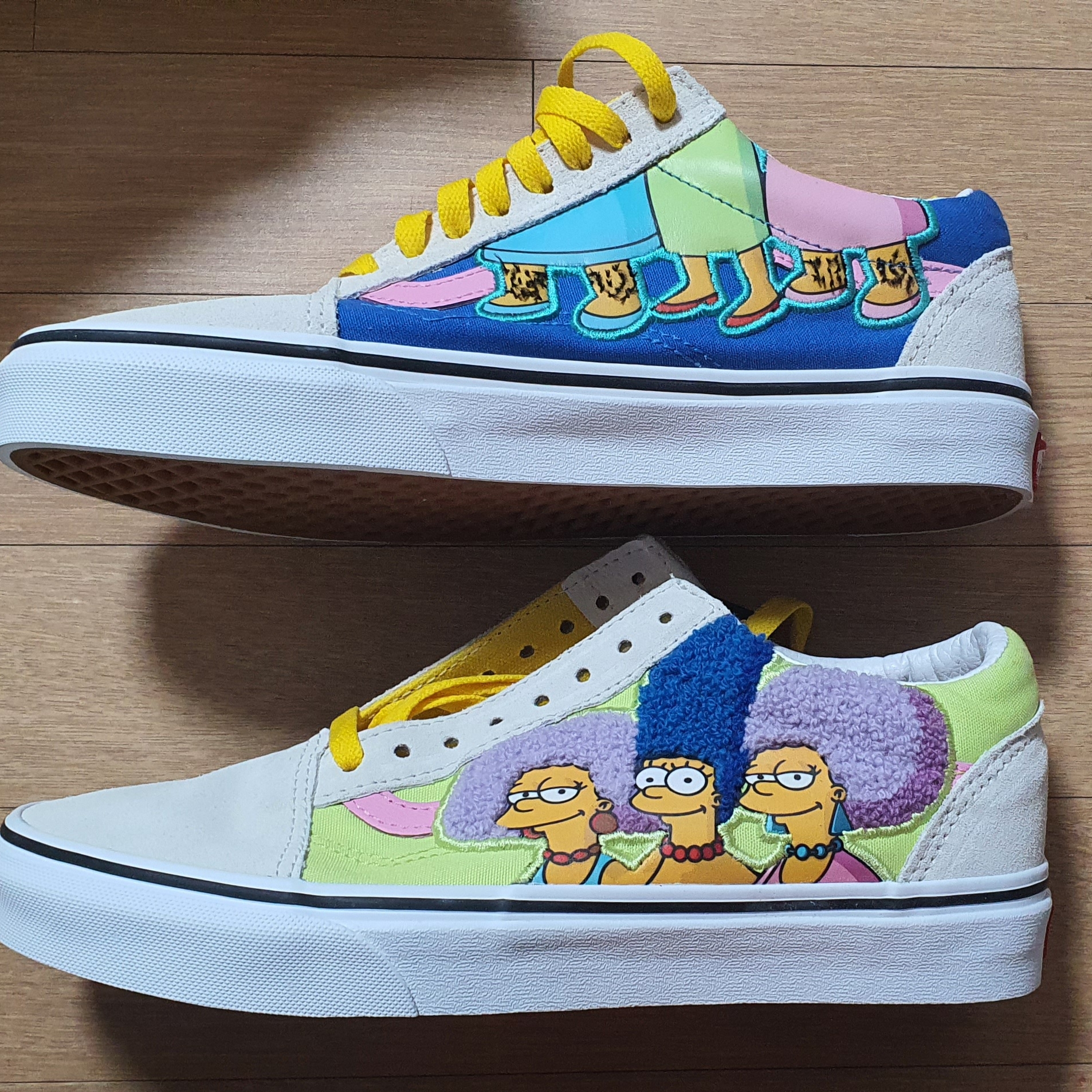 Vans x The Simpsons Old Skool The Bouviers 착용 스타일 - 1