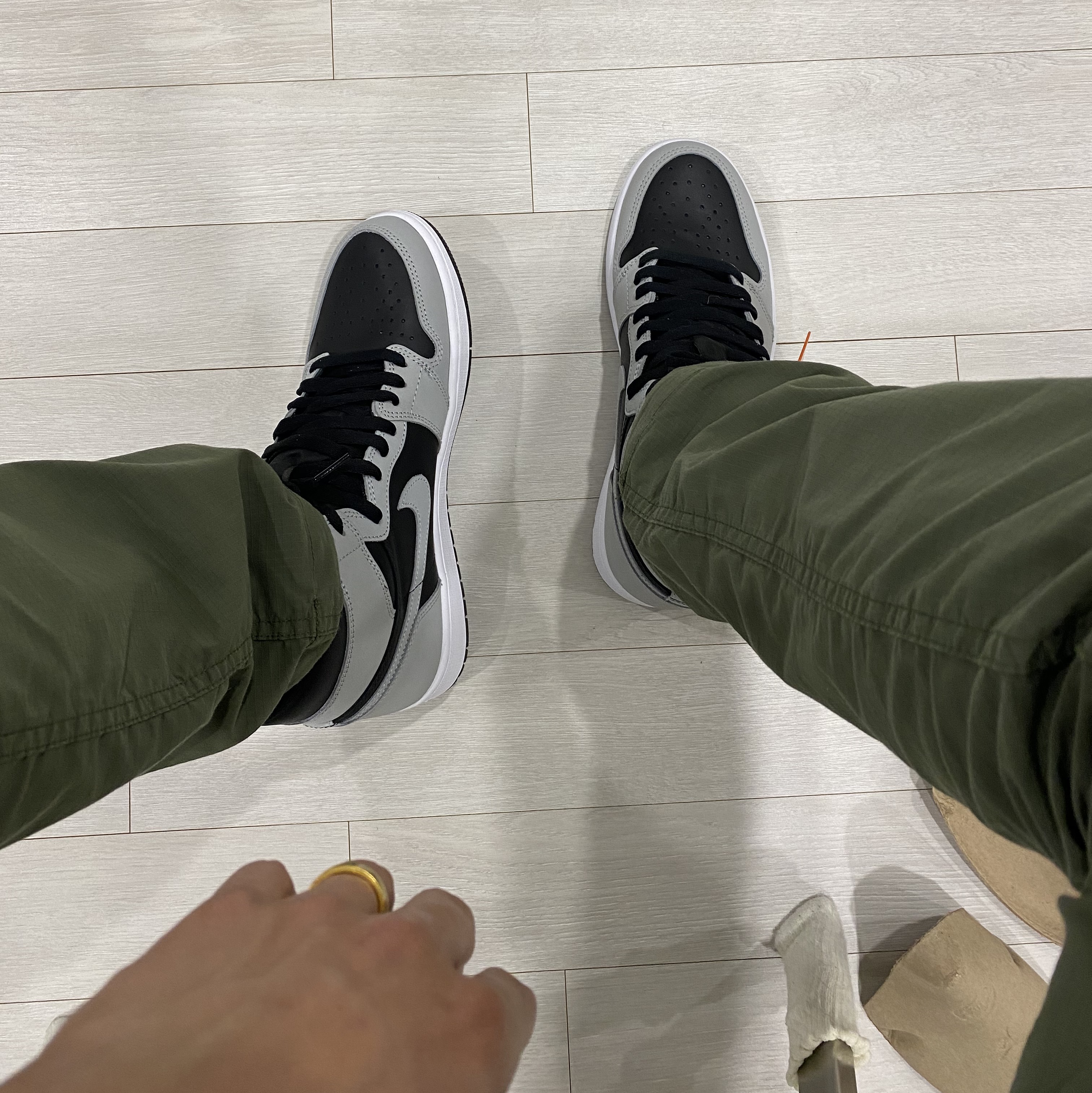 Jordan 1 Retro High OG Shadow 2.0 착용 스타일 - 5