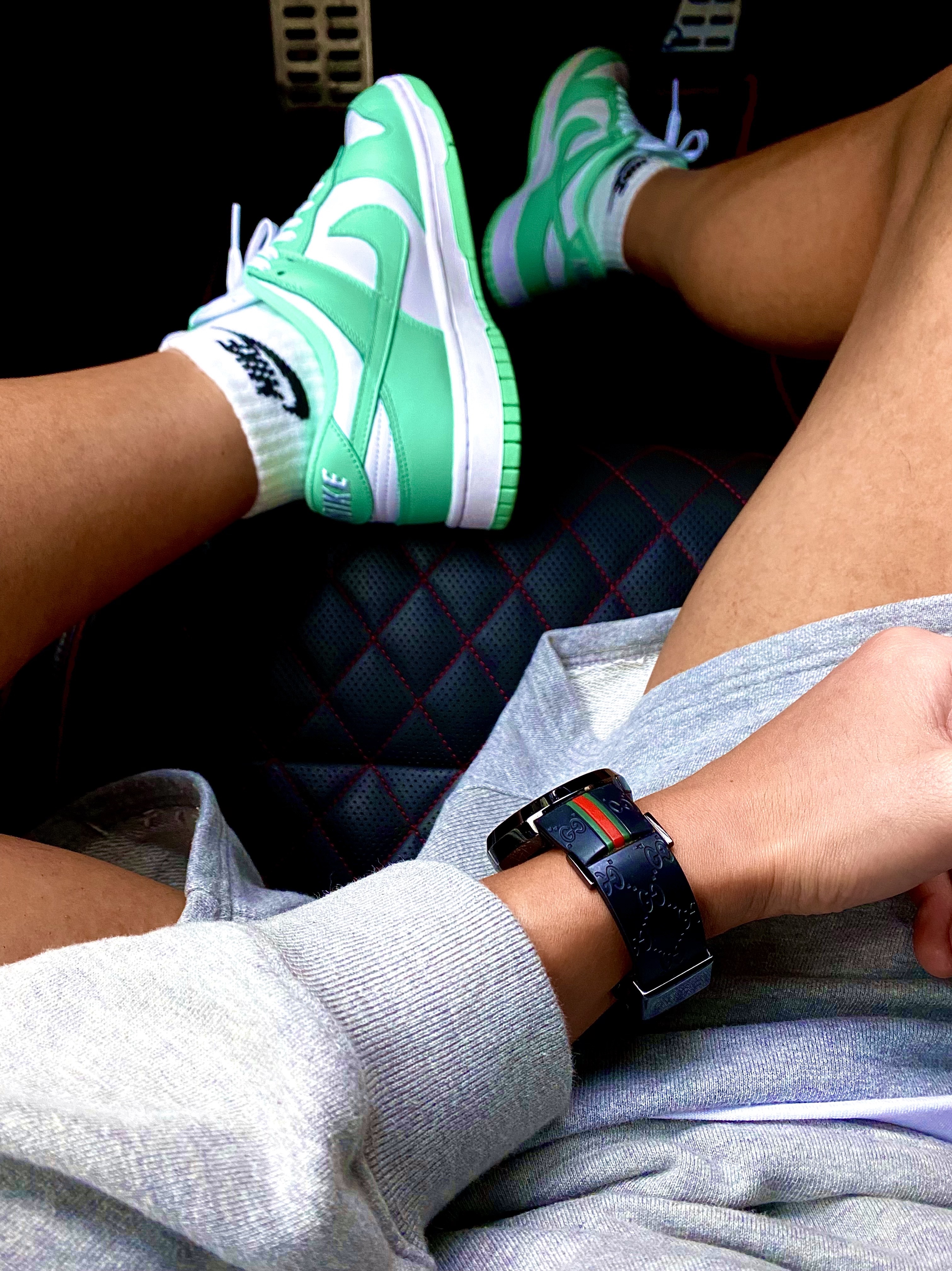 (W) Nike Dunk Low Green Glow 착용 스타일