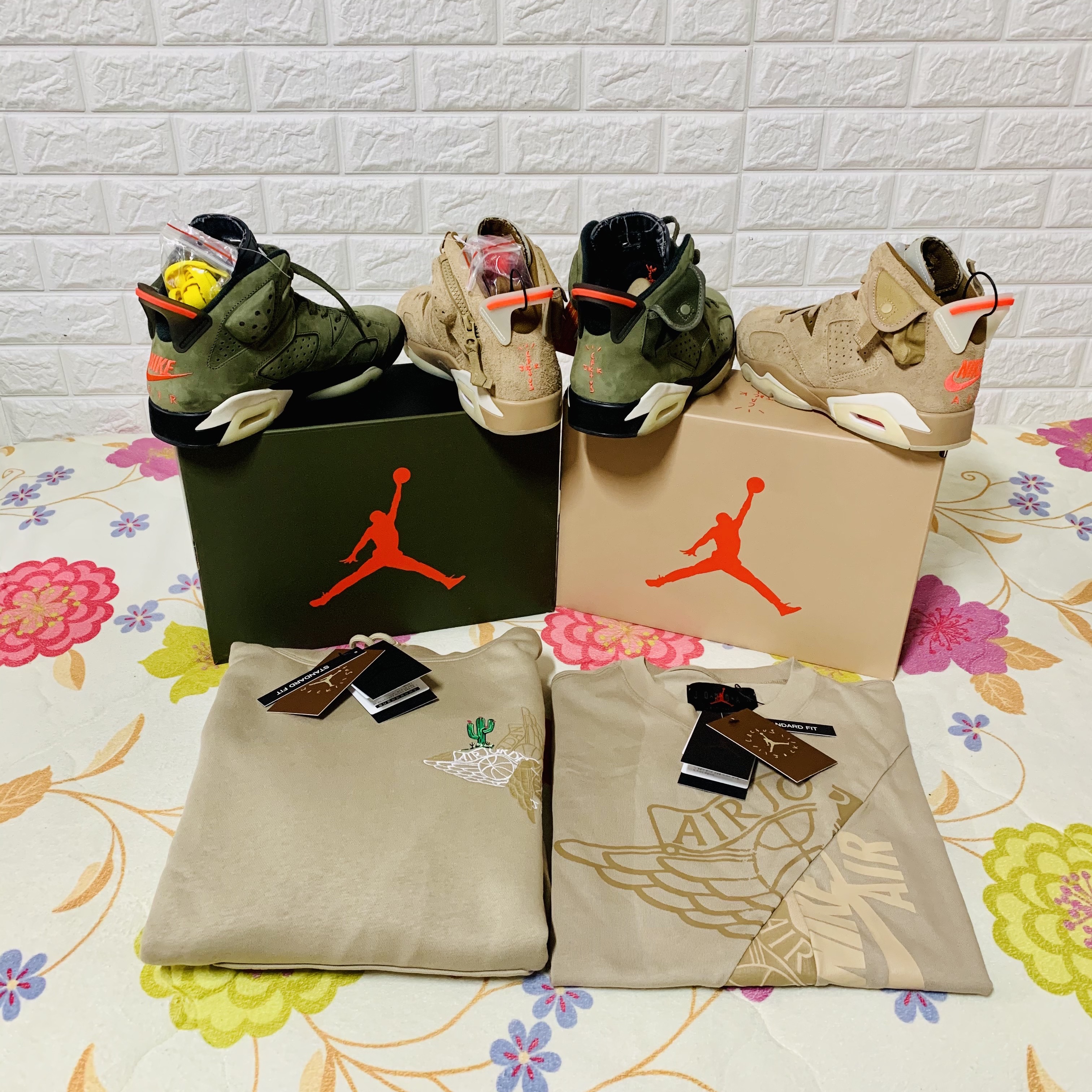 Jordan 6 x Travis Scott Retro SP British Khaki, Jordan x Travis Scott S/S Top - Asia 착용 스타일 - 4