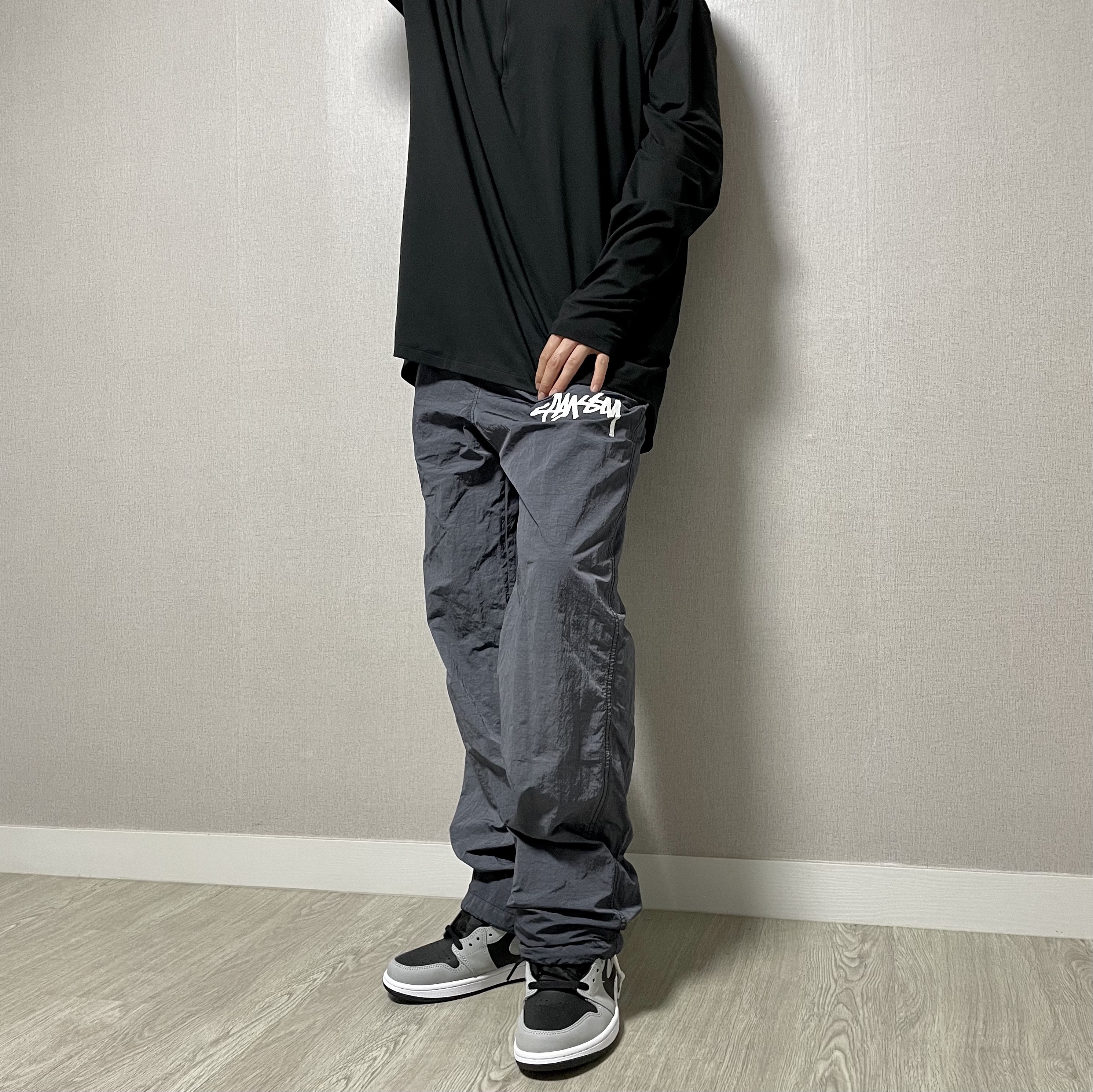 Jordan 1 Retro High OG Shadow 2.0, Nike x Stussy Beach Pants Off Noir 착용 스타일