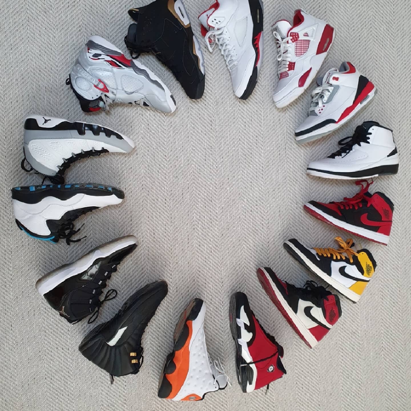 Jordan 1 Retro High OG Bred Toe 착용 스타일 - 1