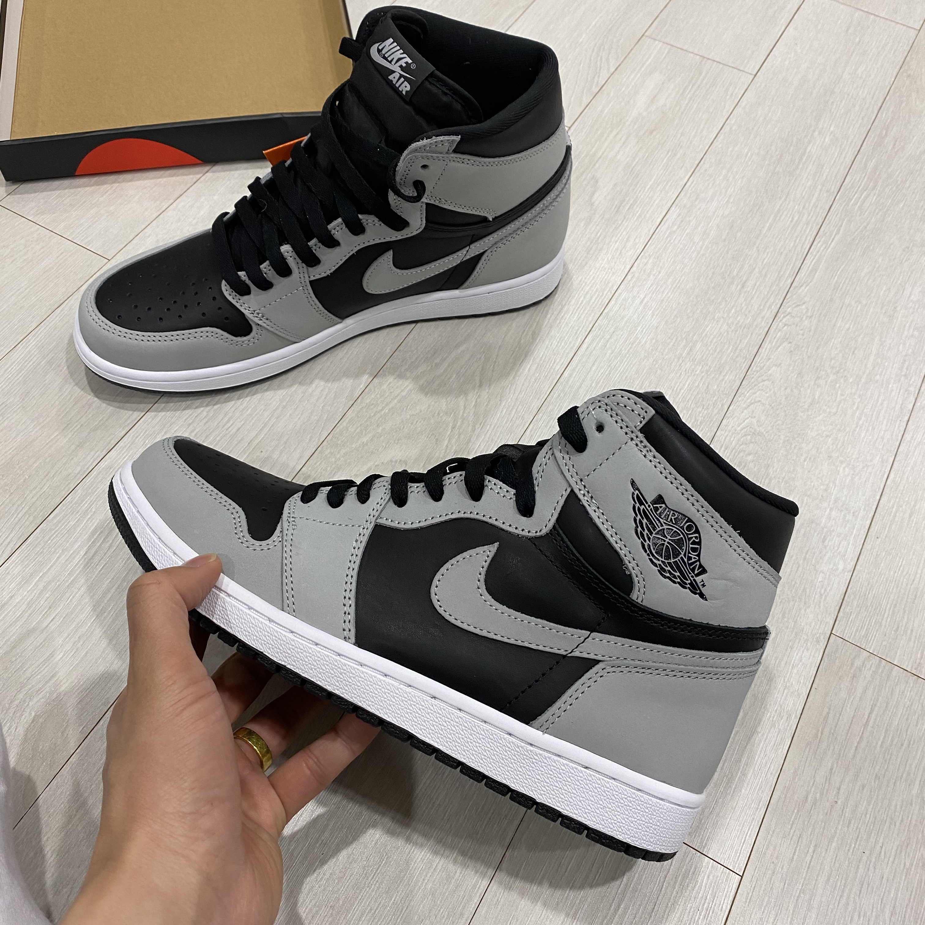 Jordan 1 Retro High OG Shadow 2.0 착용 스타일 - 2