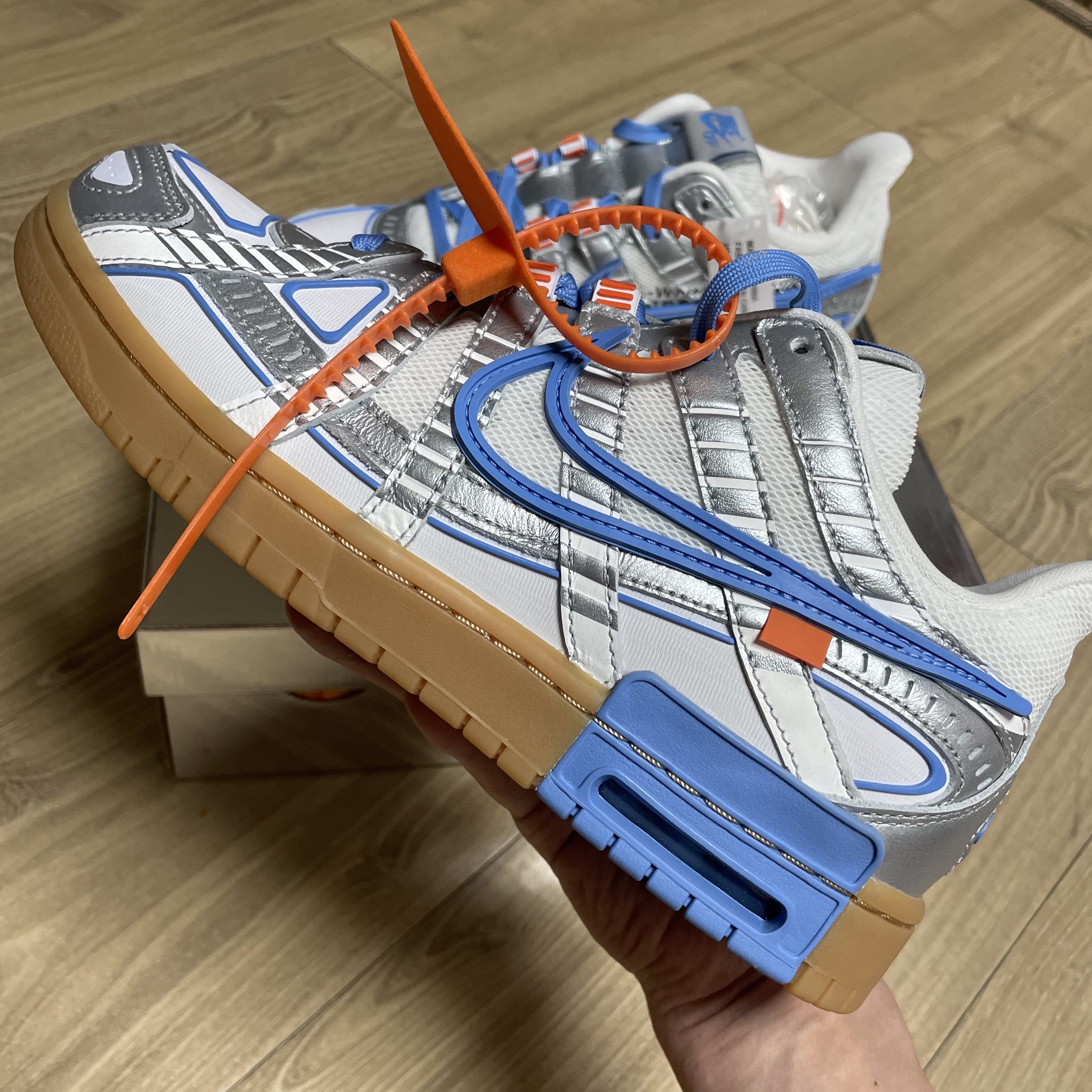 Nike x Off-White Air Rubber Dunk University Blue 착용 스타일 - 2