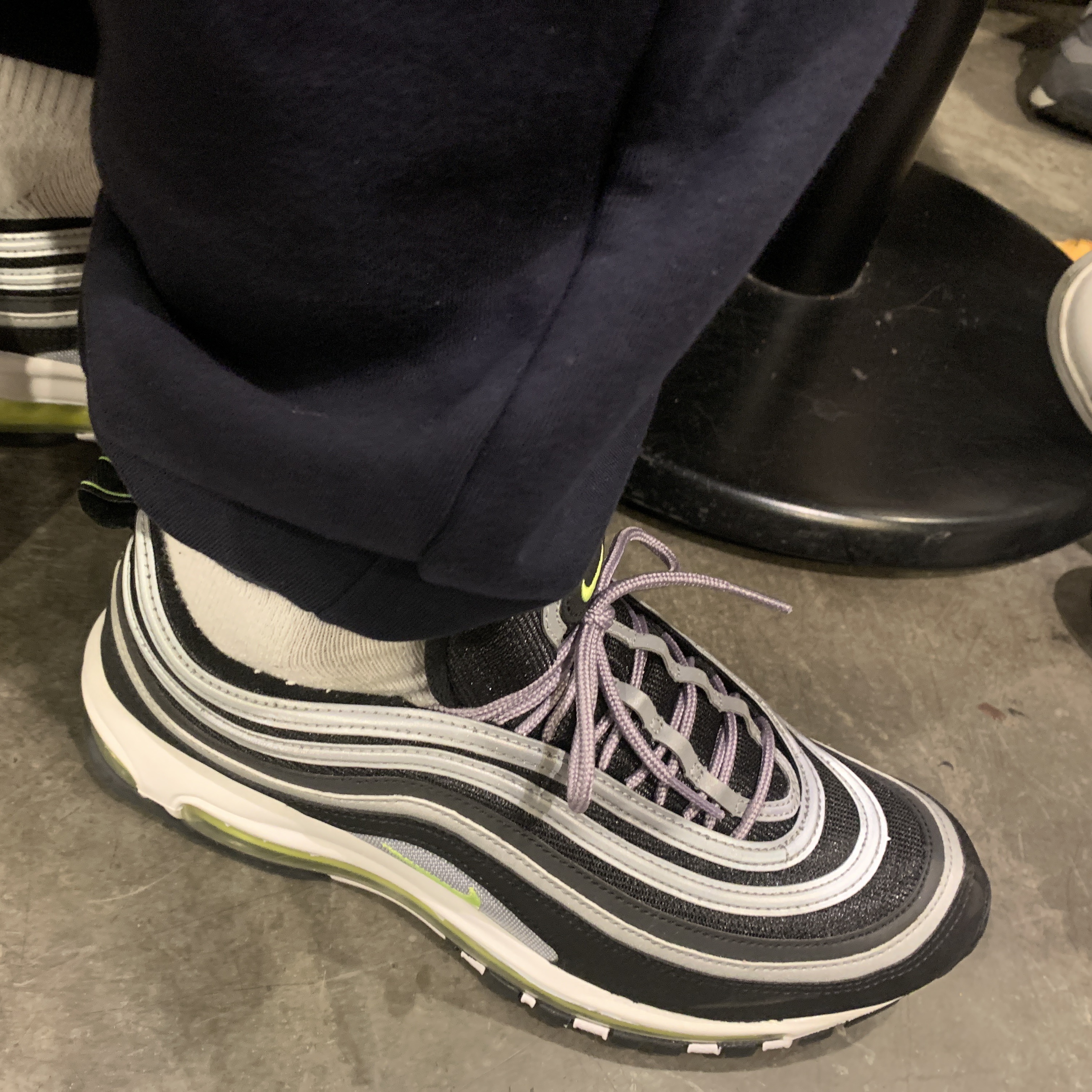 Nike Air Max 97 OG Black Volt Asia 착용 스타일 - 3