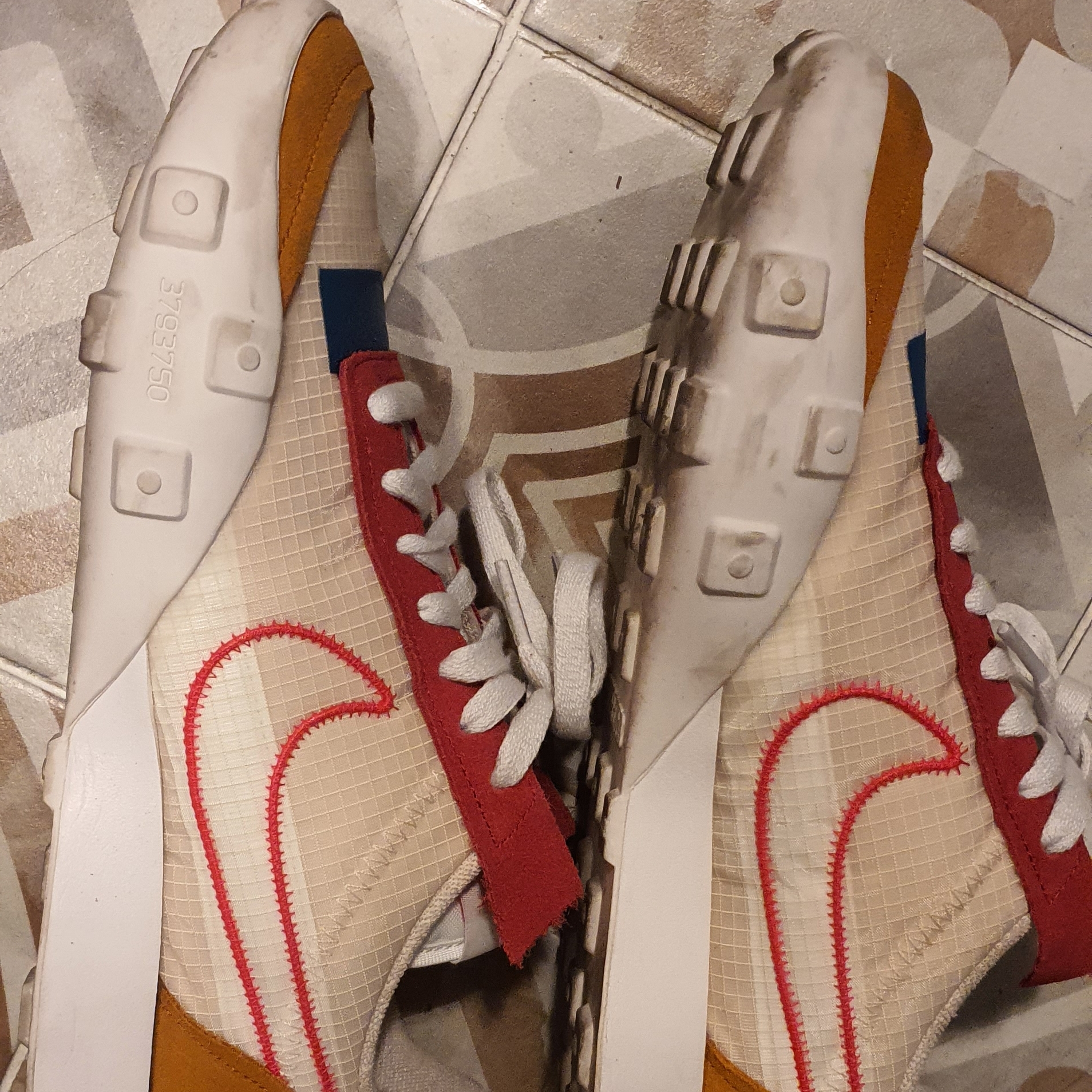 (W) Nike Waffle Racer 2X Pearl White 착용 스타일 - 2