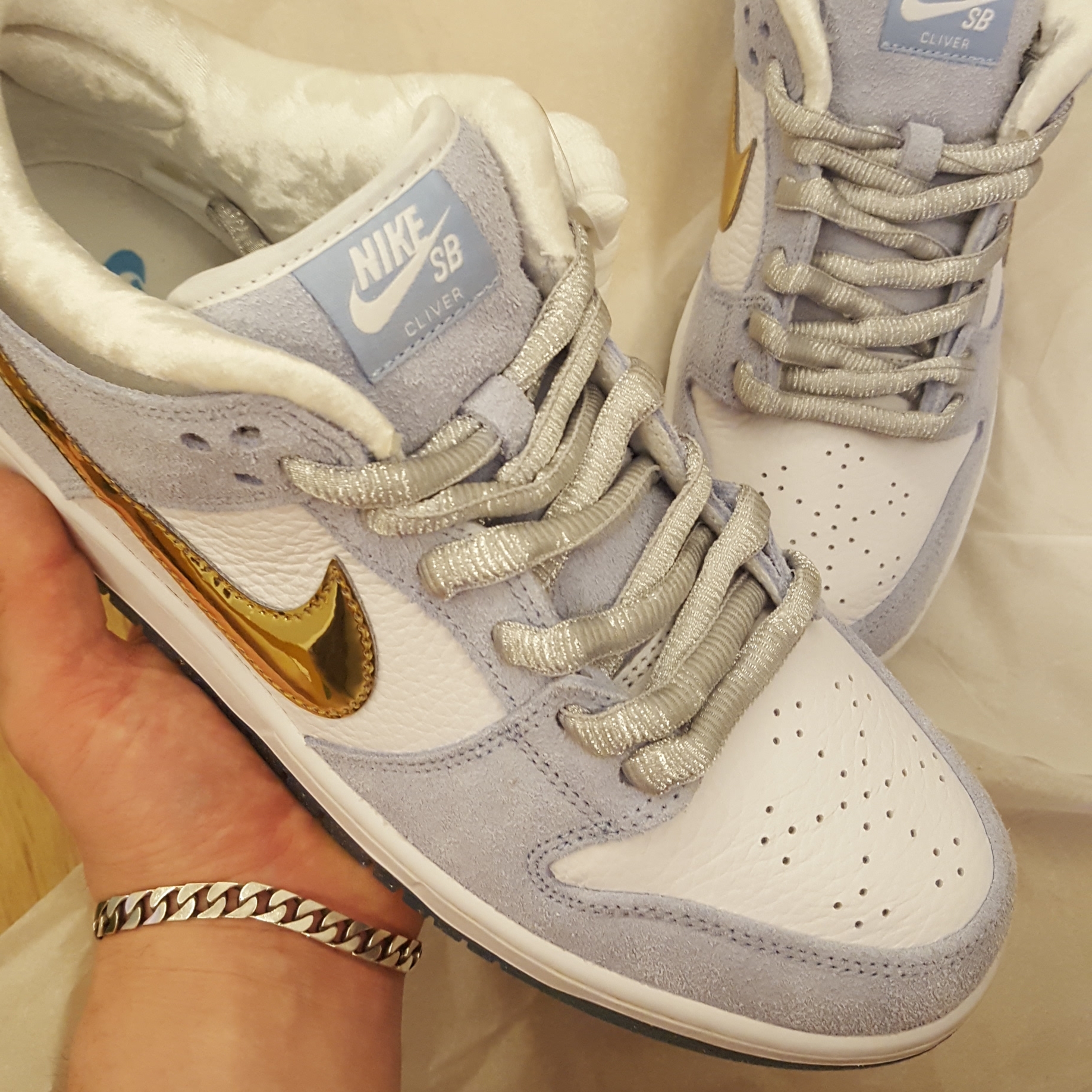 Nike x Sean Cliver SB Dunk Low Holiday Special 착용 스타일