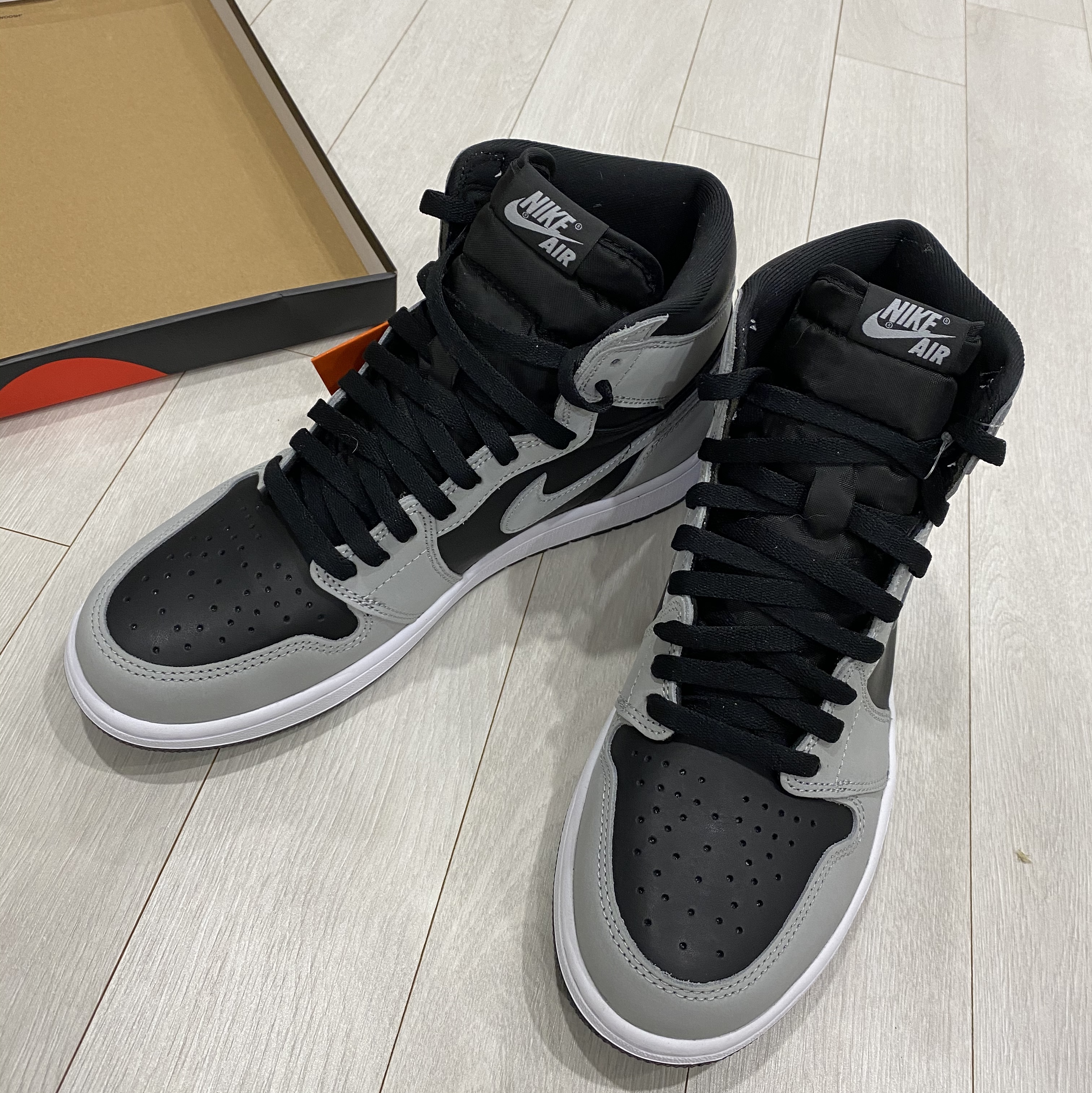 Jordan 1 Retro High OG Shadow 2.0 착용 스타일 - 3