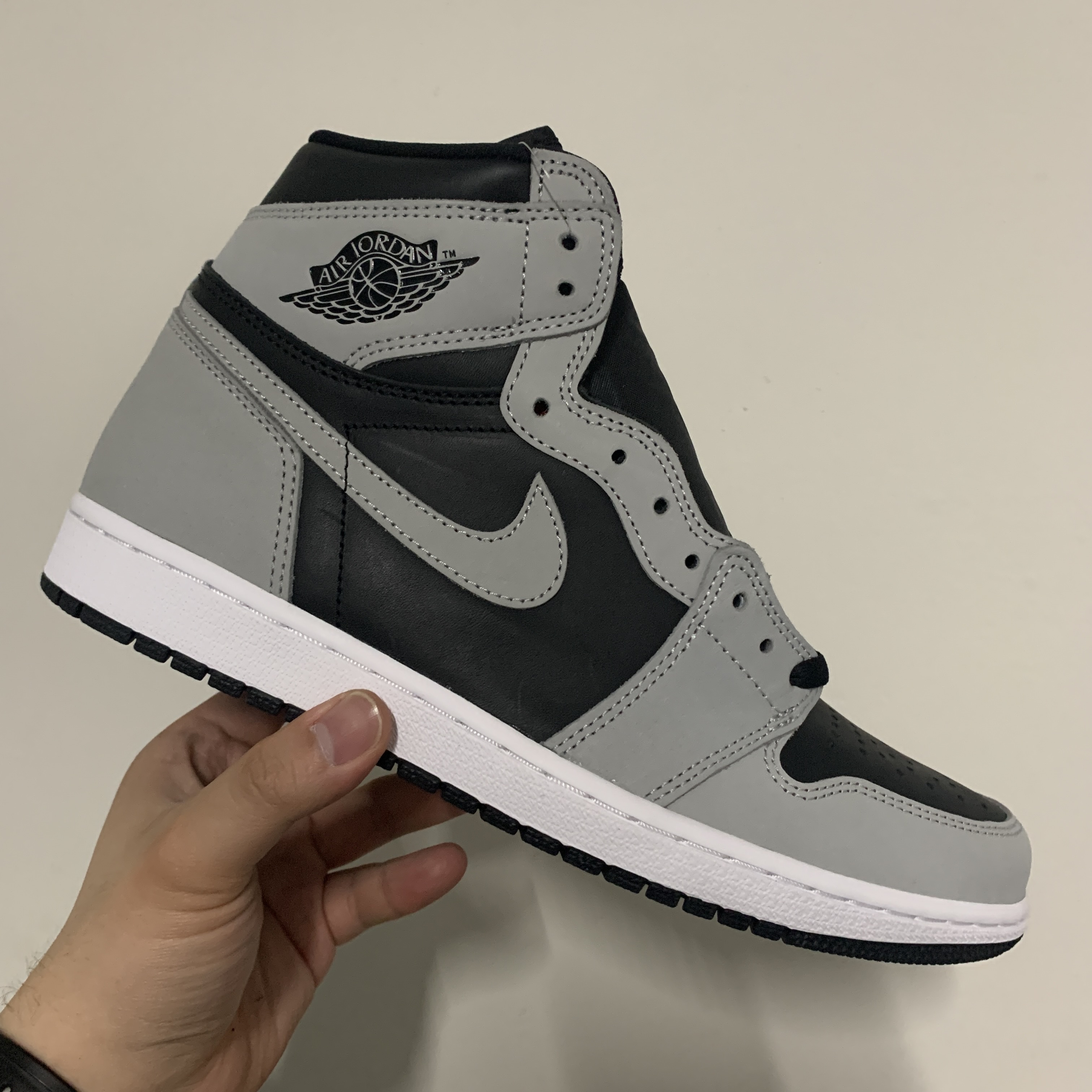 Jordan 1 Retro High OG Shadow 2.0 착용 스타일