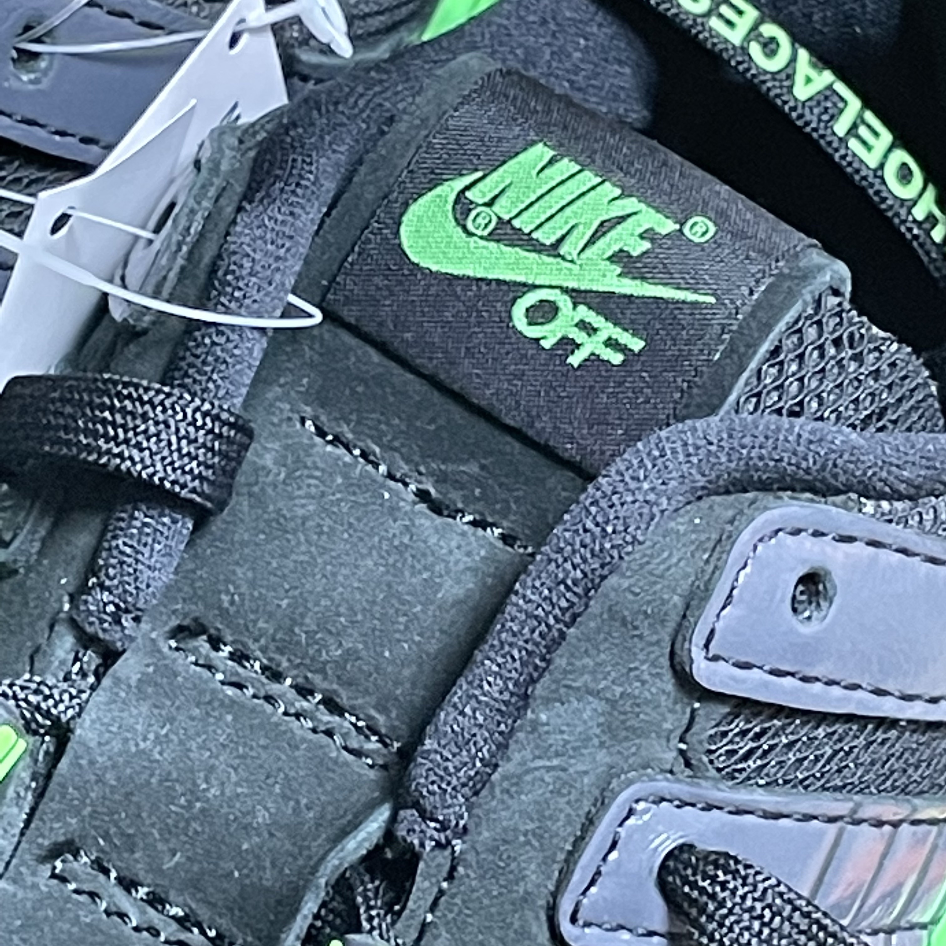 Nike x Off-White Air Rubber Dunk Green Strike 착용 스타일 - 4