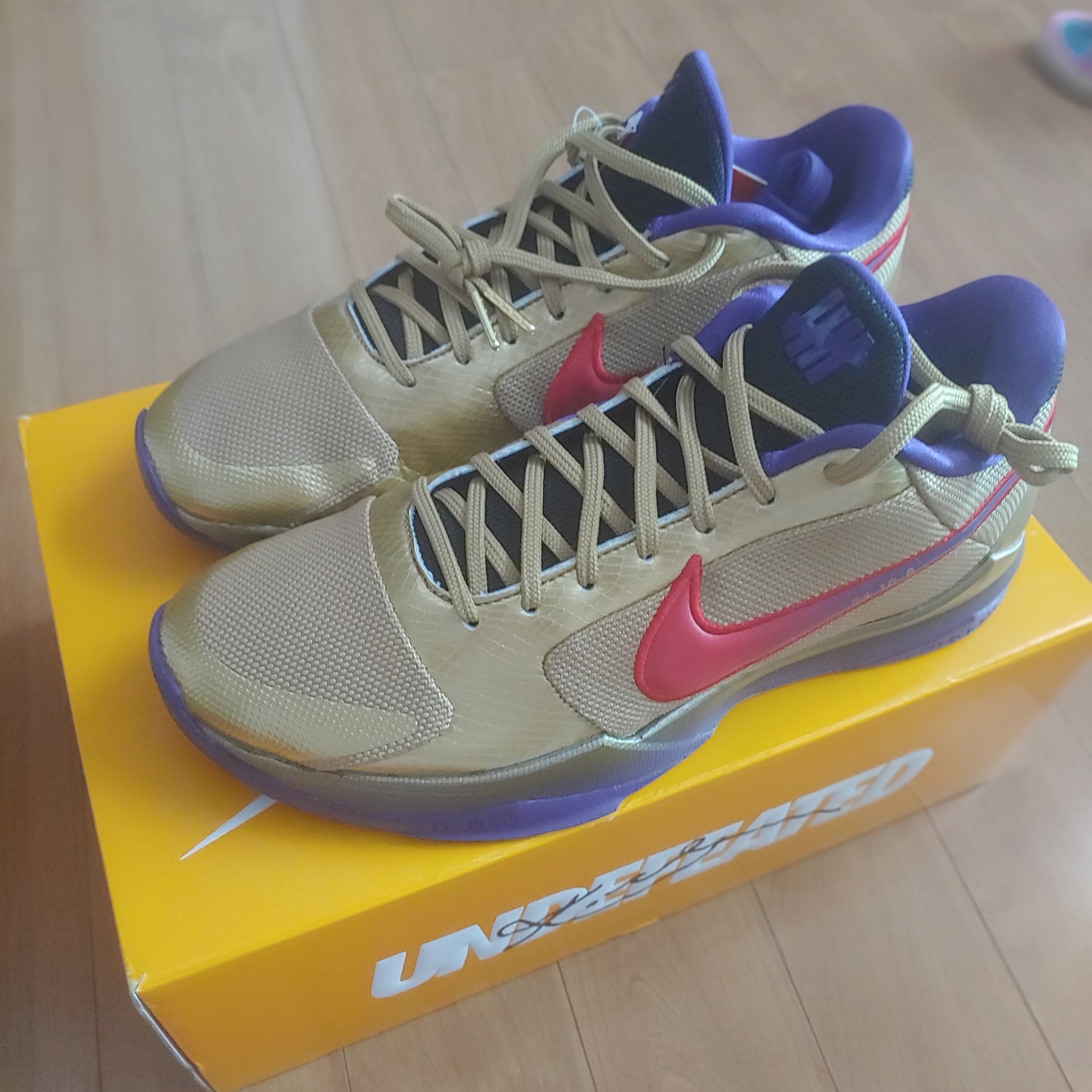 Nike x Undefeated Kobe 5 Protro Hall of Fame 착용 스타일 - 3