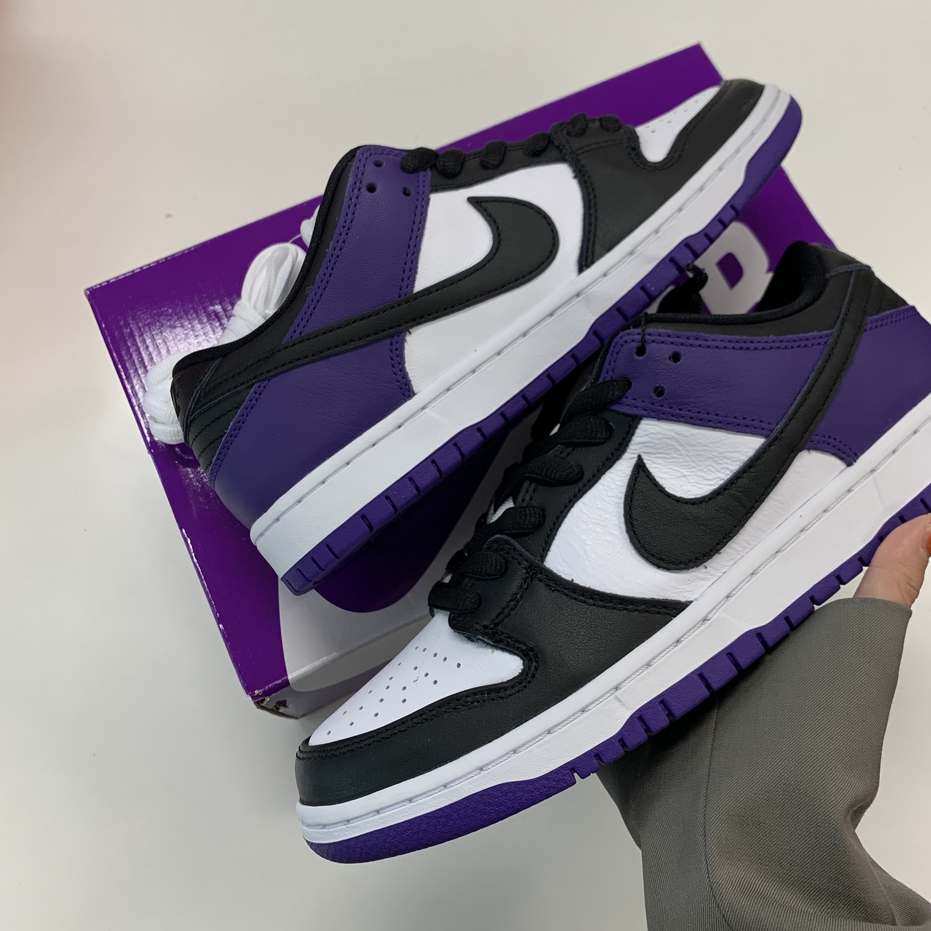 Nike SB Dunk Low Pro Court Purple 착용 스타일