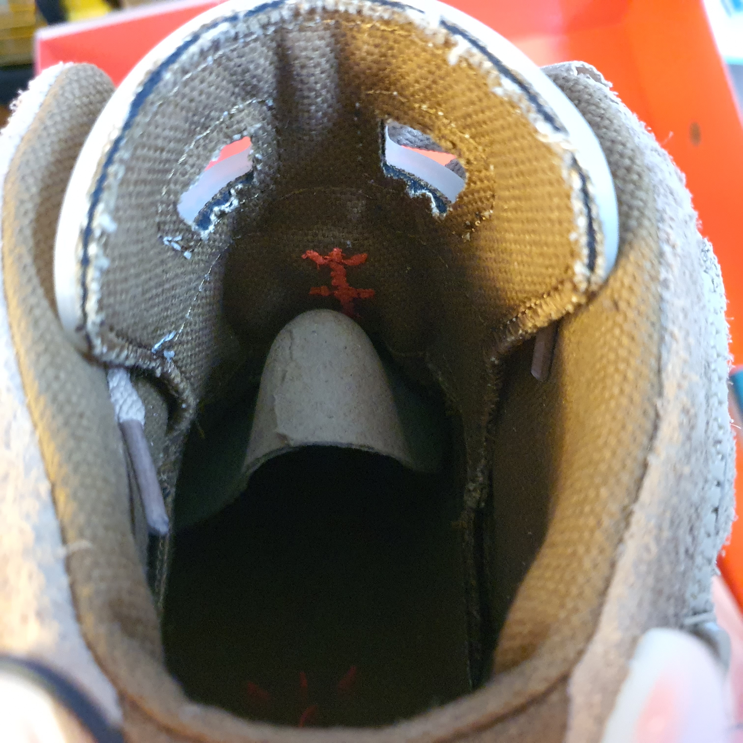 Jordan 6 x Travis Scott Retro SP British Khaki 착용 스타일 - 5
