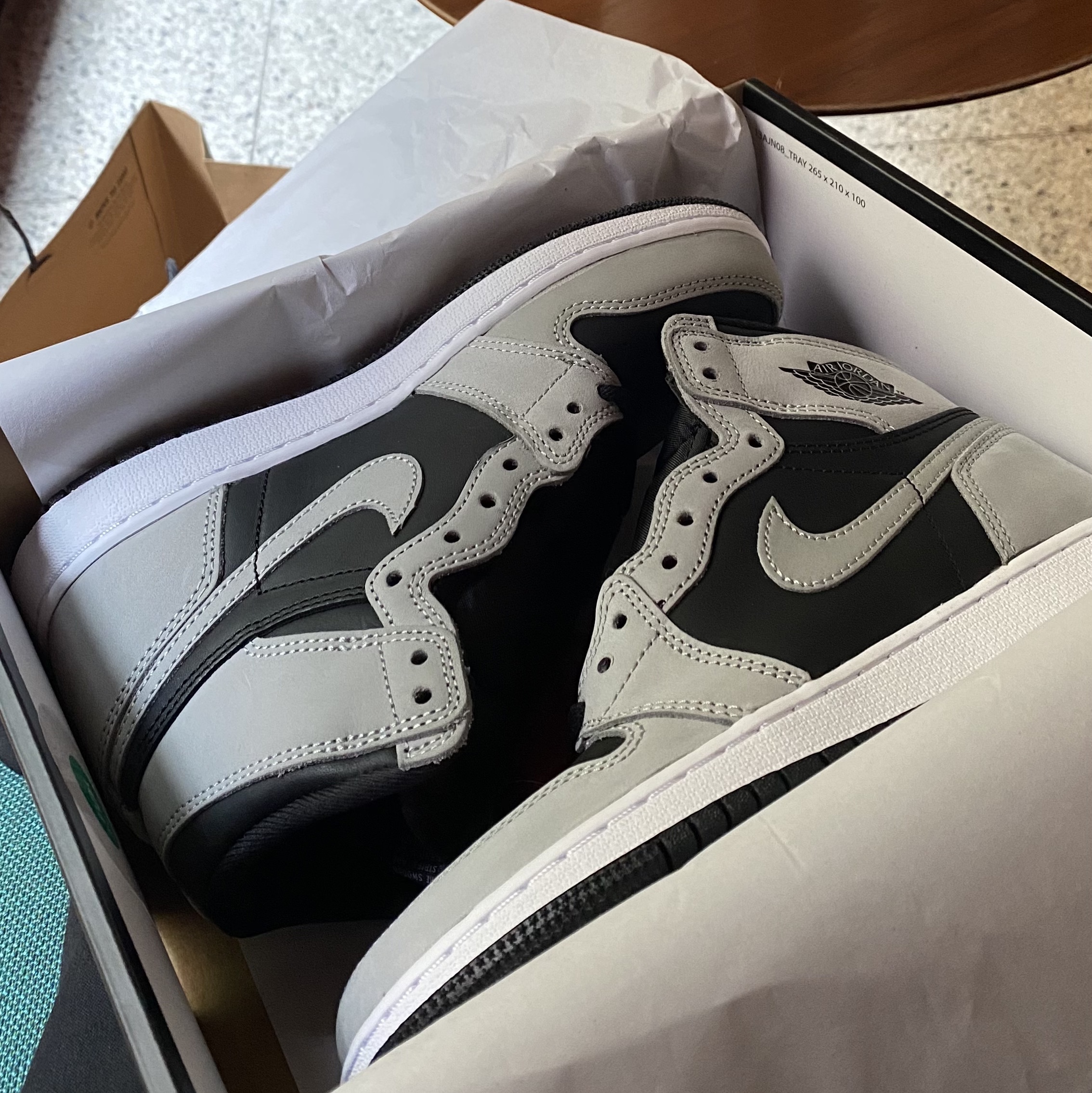 (GS) Jordan 1 Retro High OG Shadow 2.0 착용 스타일