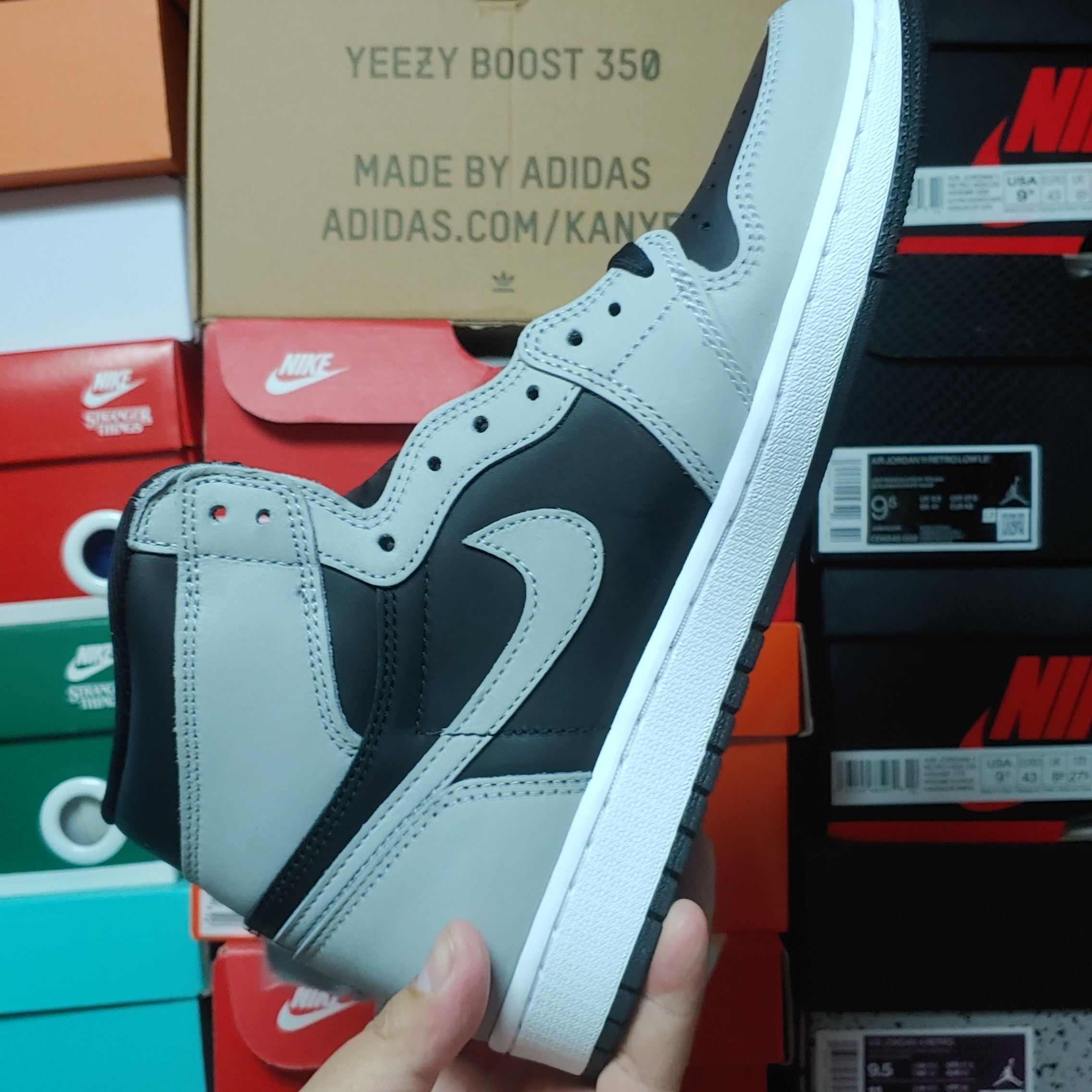 Jordan 1 Retro High OG Shadow 2.0 착용 스타일 - 3