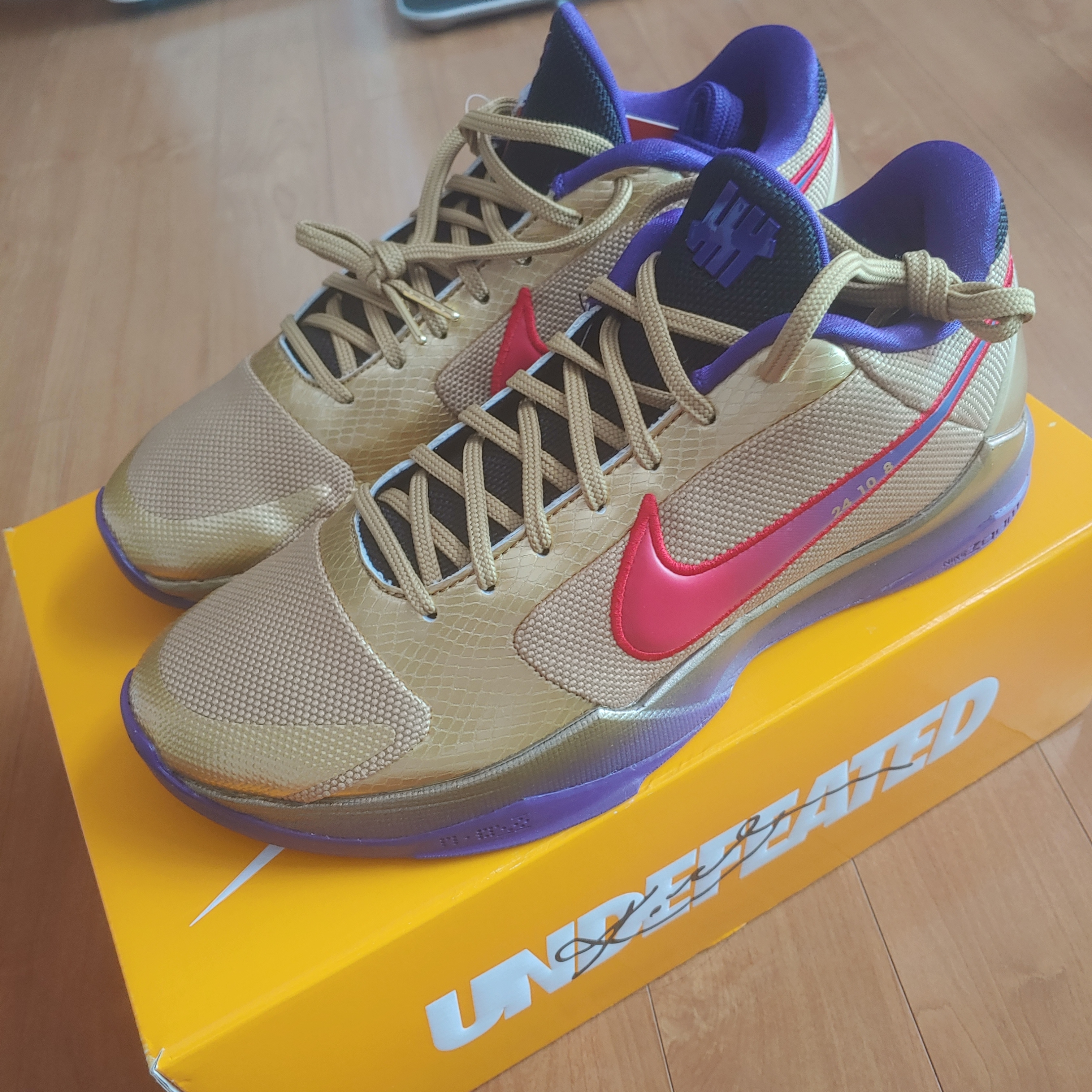Nike x Undefeated Kobe 5 Protro Hall of Fame 착용 스타일 - 1