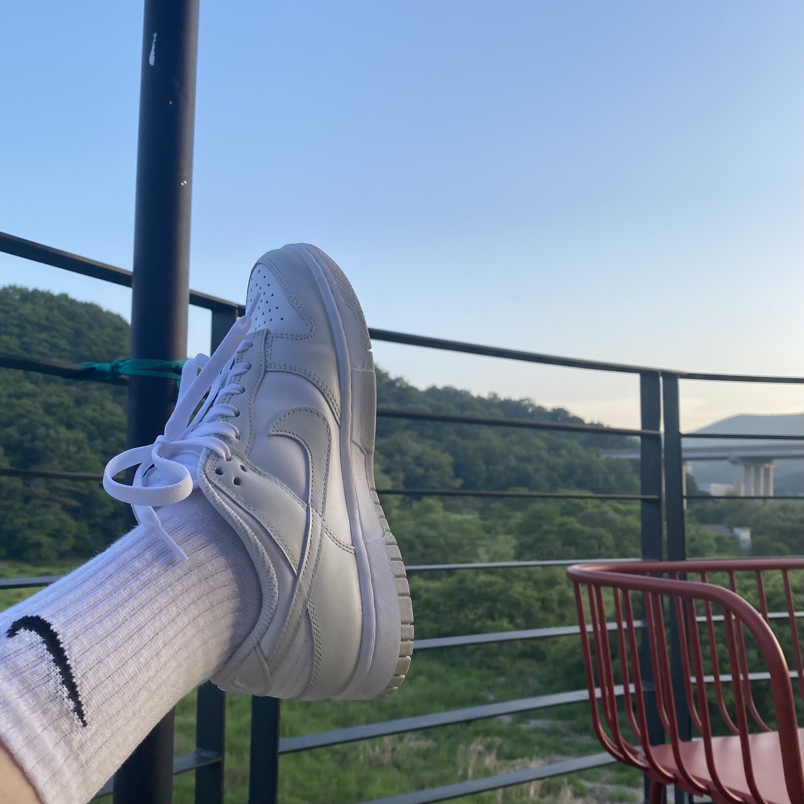 (W) Nike Dunk Low Photon Dust 착용 스타일