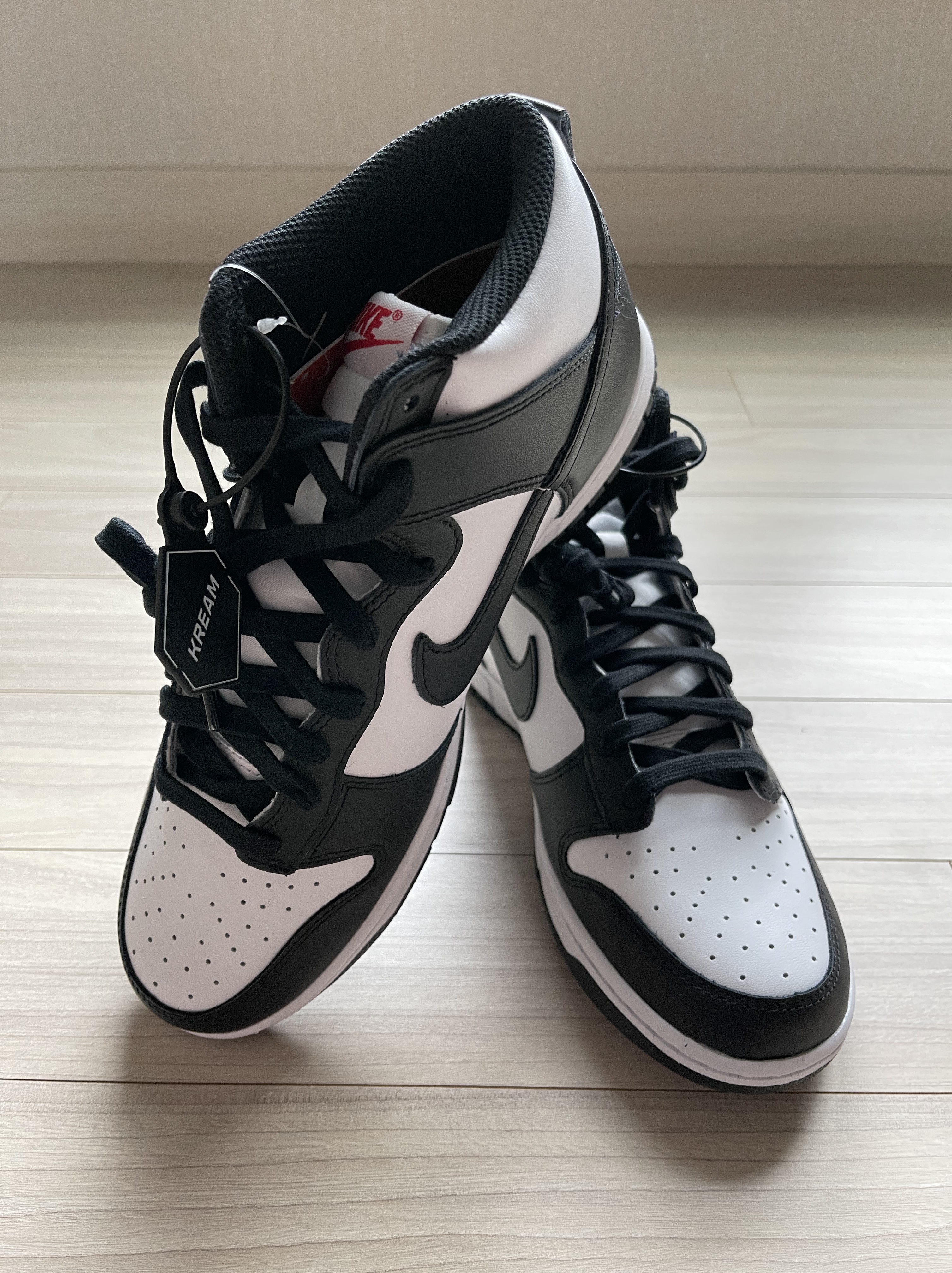 Nike Dunk High Retro Black and White 착용 스타일