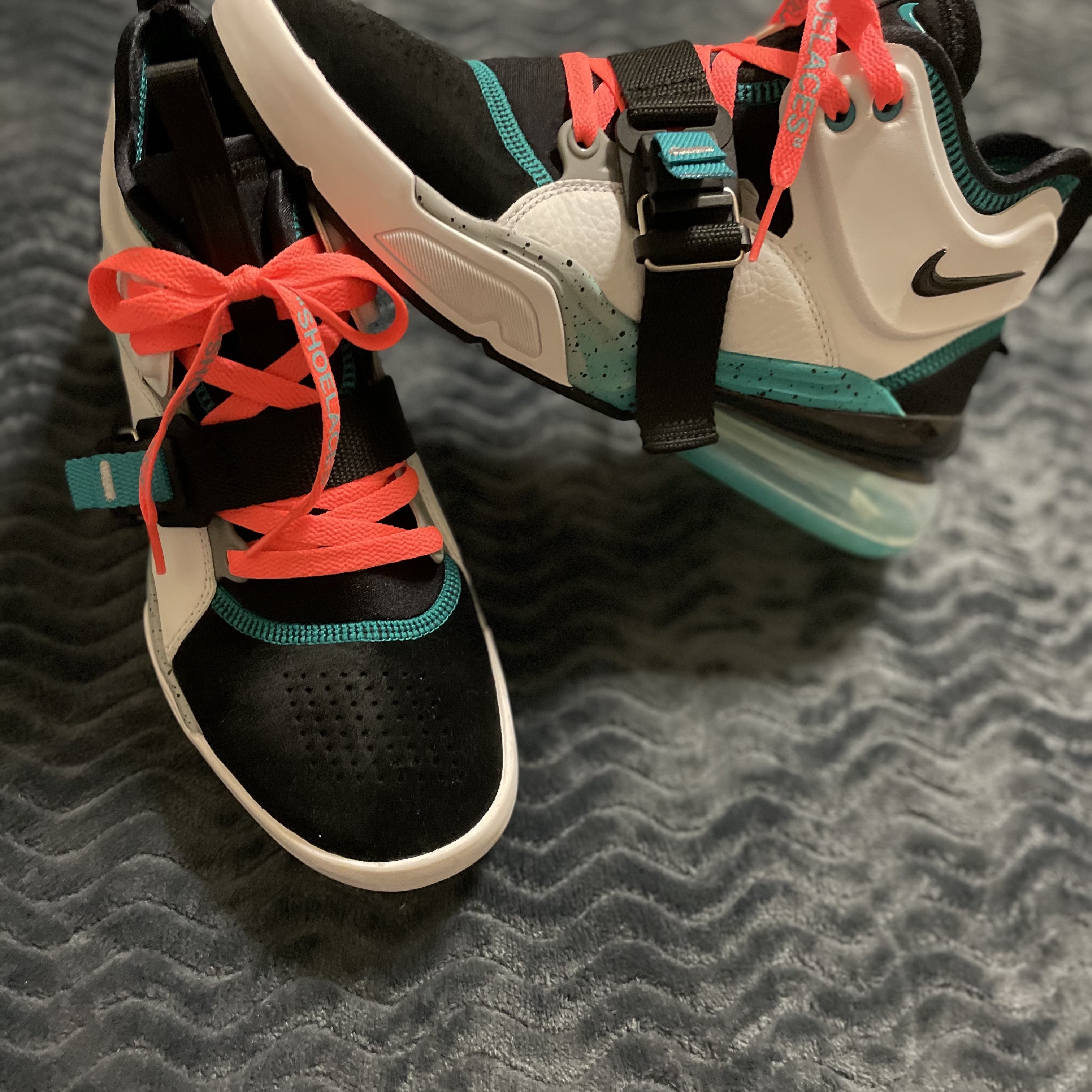 Nike Air Force 270 Command Force 착용 스타일 - 3