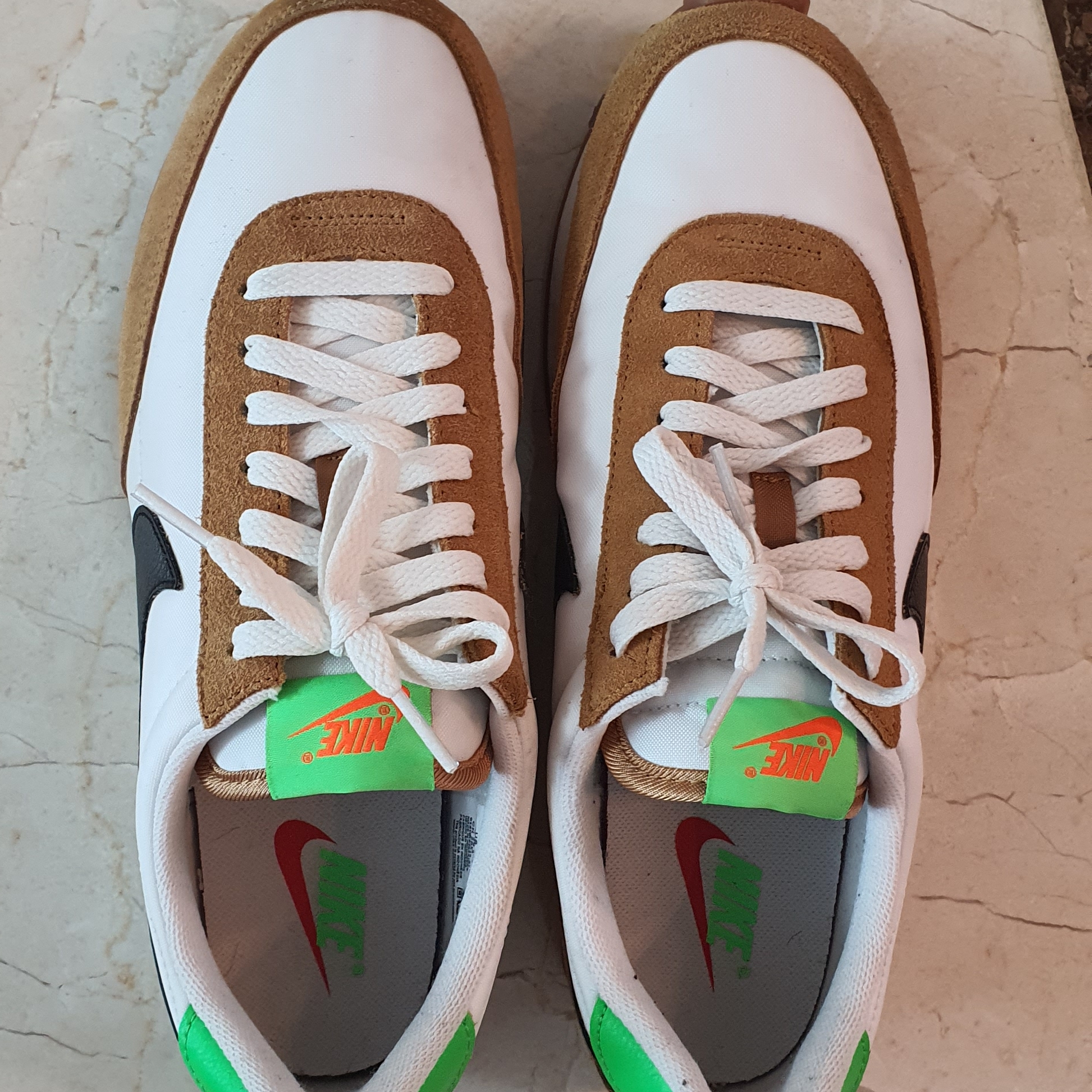 (W) Nike Daybreak Wheat 착용 스타일 - 2