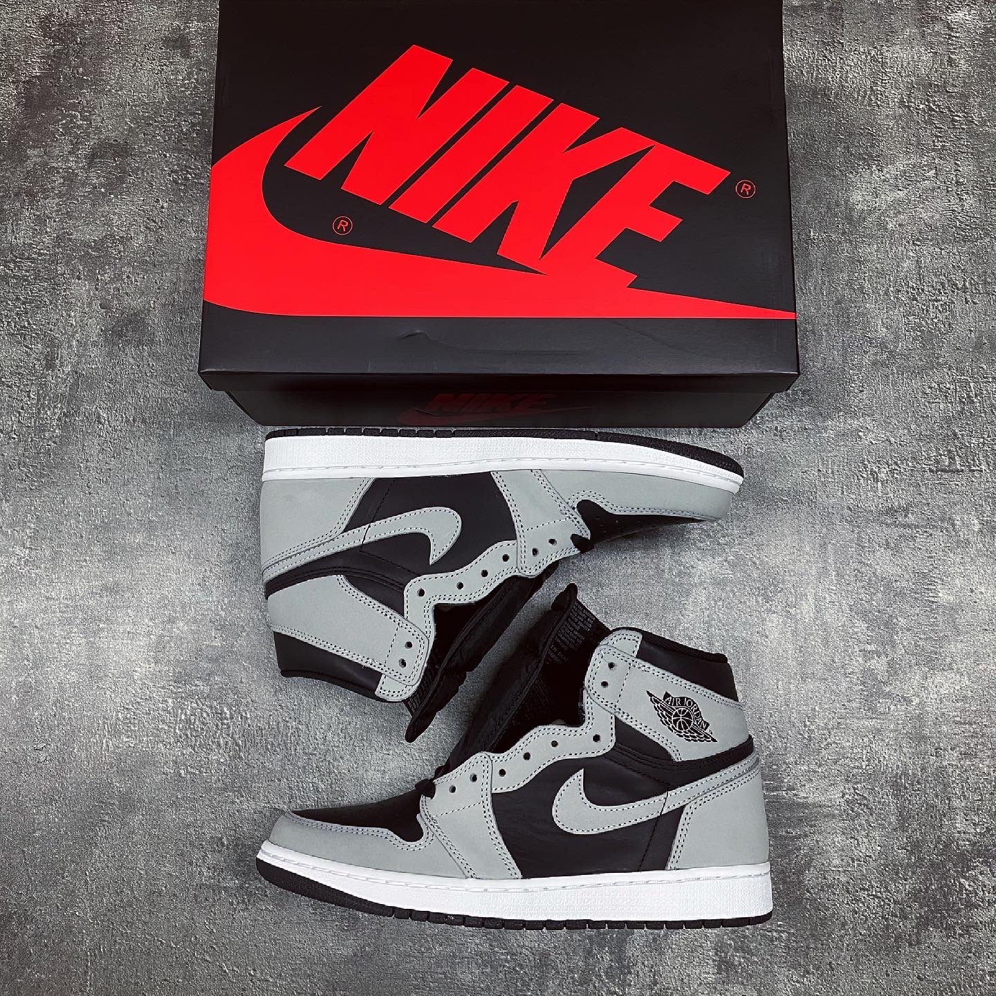Jordan 1 Retro High OG Shadow 2.0 착용 스타일 - 4