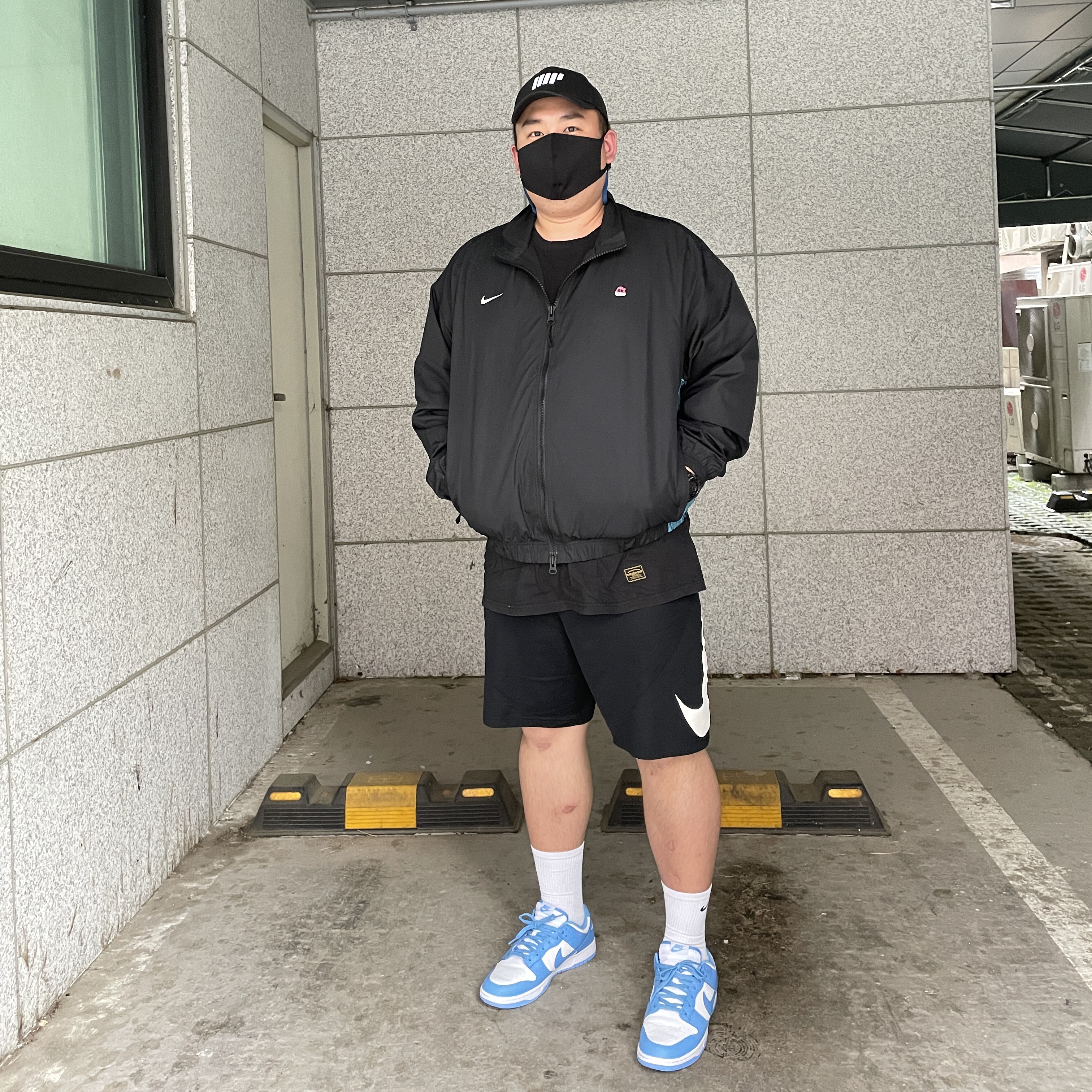Nike Dunk Low Retro University Blue 착용 스타일