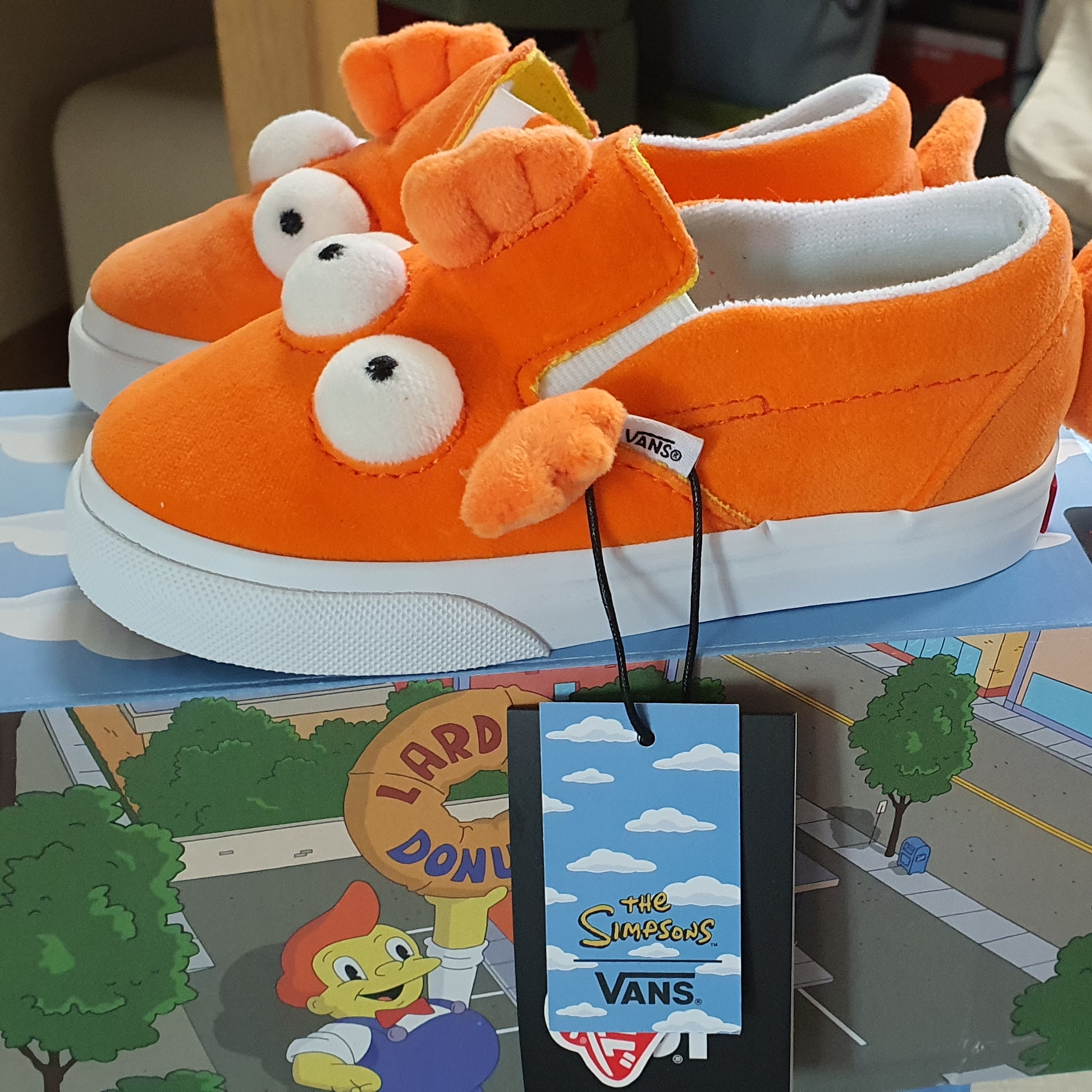 (TD) Vans x The Simpsons Slip-On Fish Blinky 착용 스타일 - 3