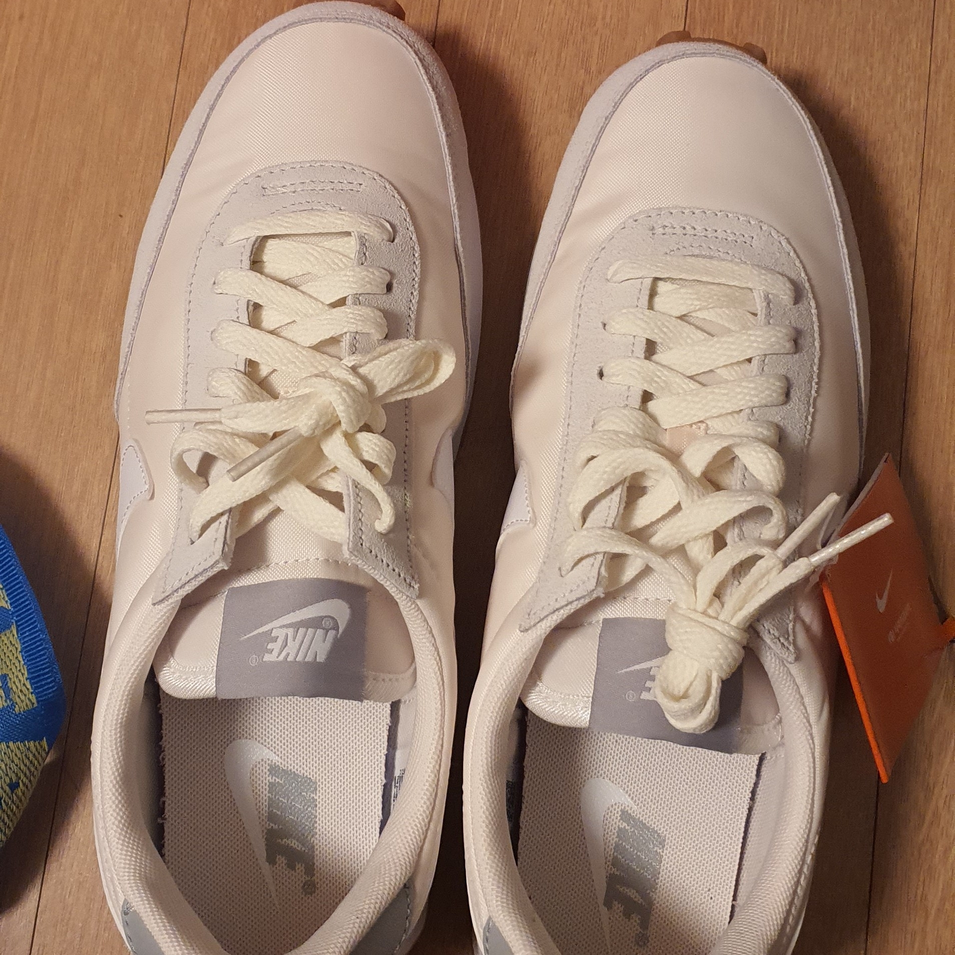 (W) Nike Daybreak Summit White 착용 스타일 - 1