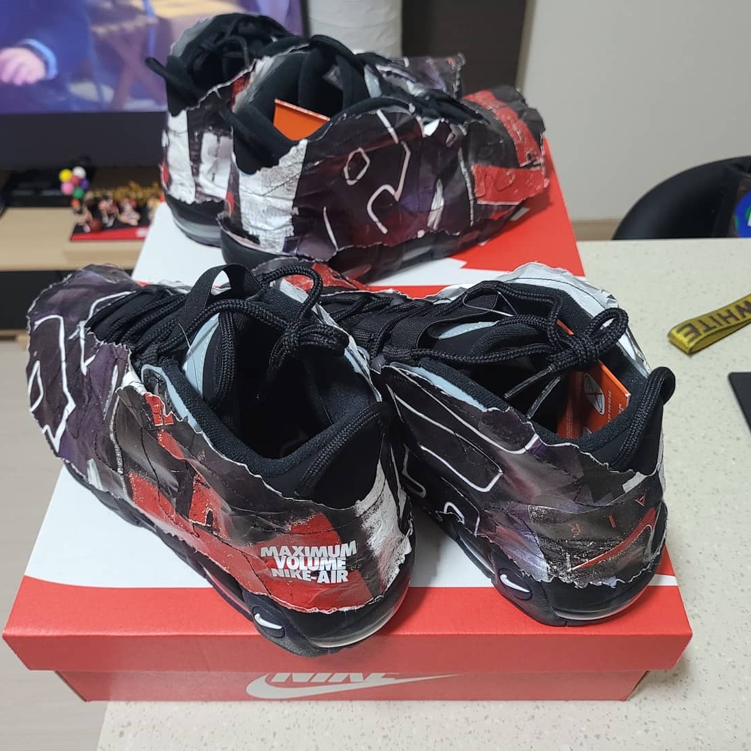 Nike Air More Uptempo 96 Maximum Volume 착용 스타일