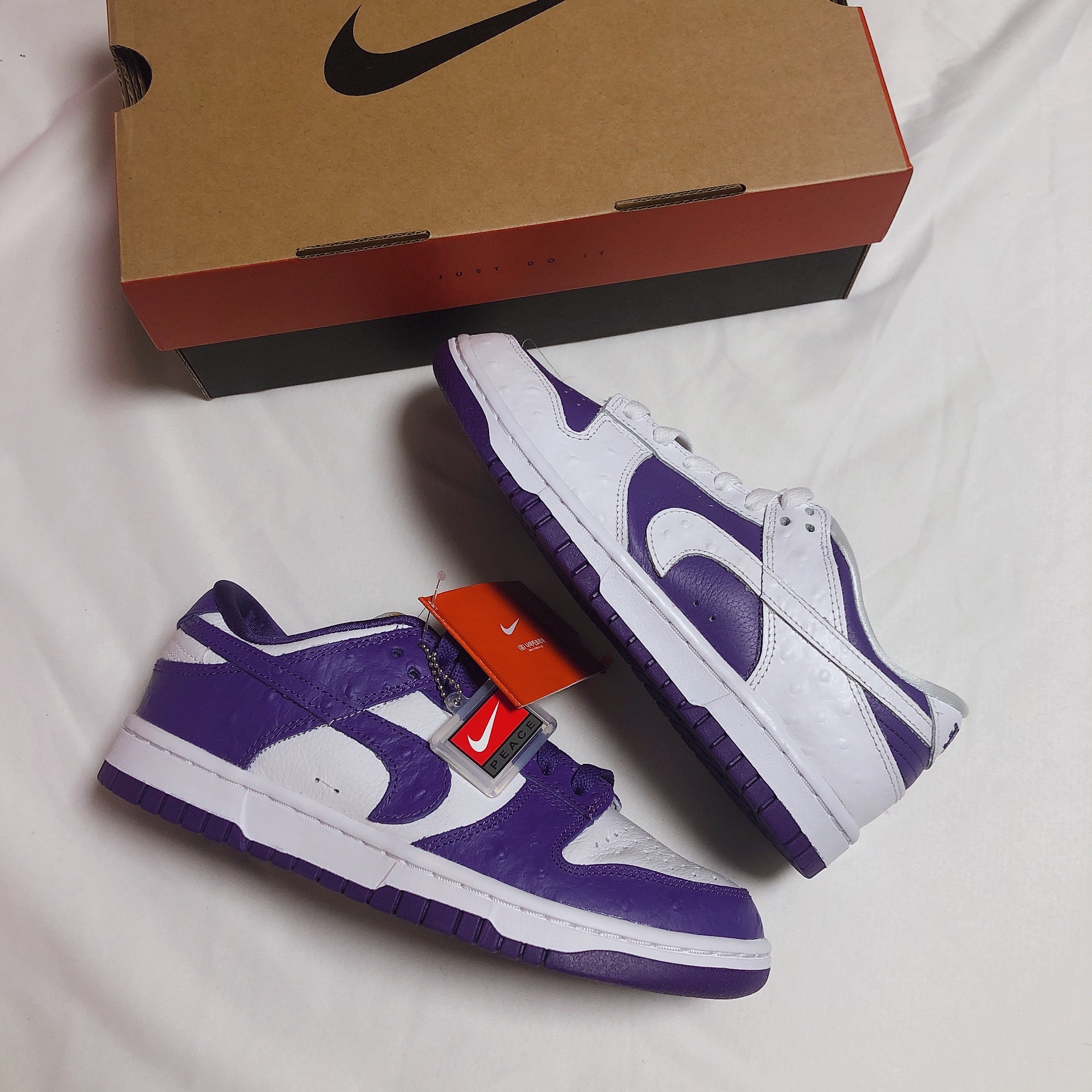 (W) Nike Dunk Low SE Flip 착용 스타일 - 1