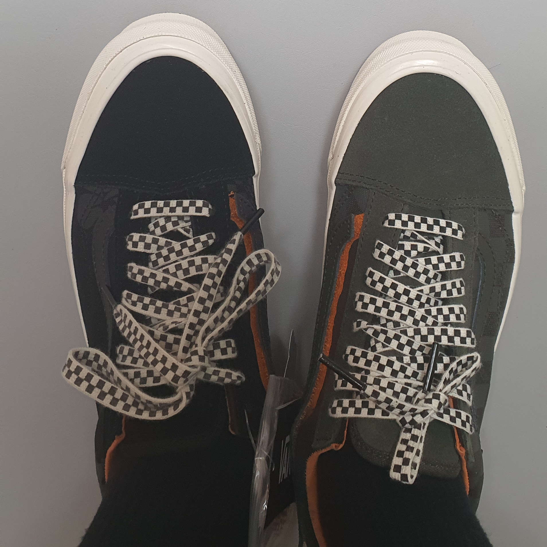 Vans Vault x Porter OG Old Skool LX Black, Vans Vault x Porter OG Old Skool LX Forest night 착용 스타일