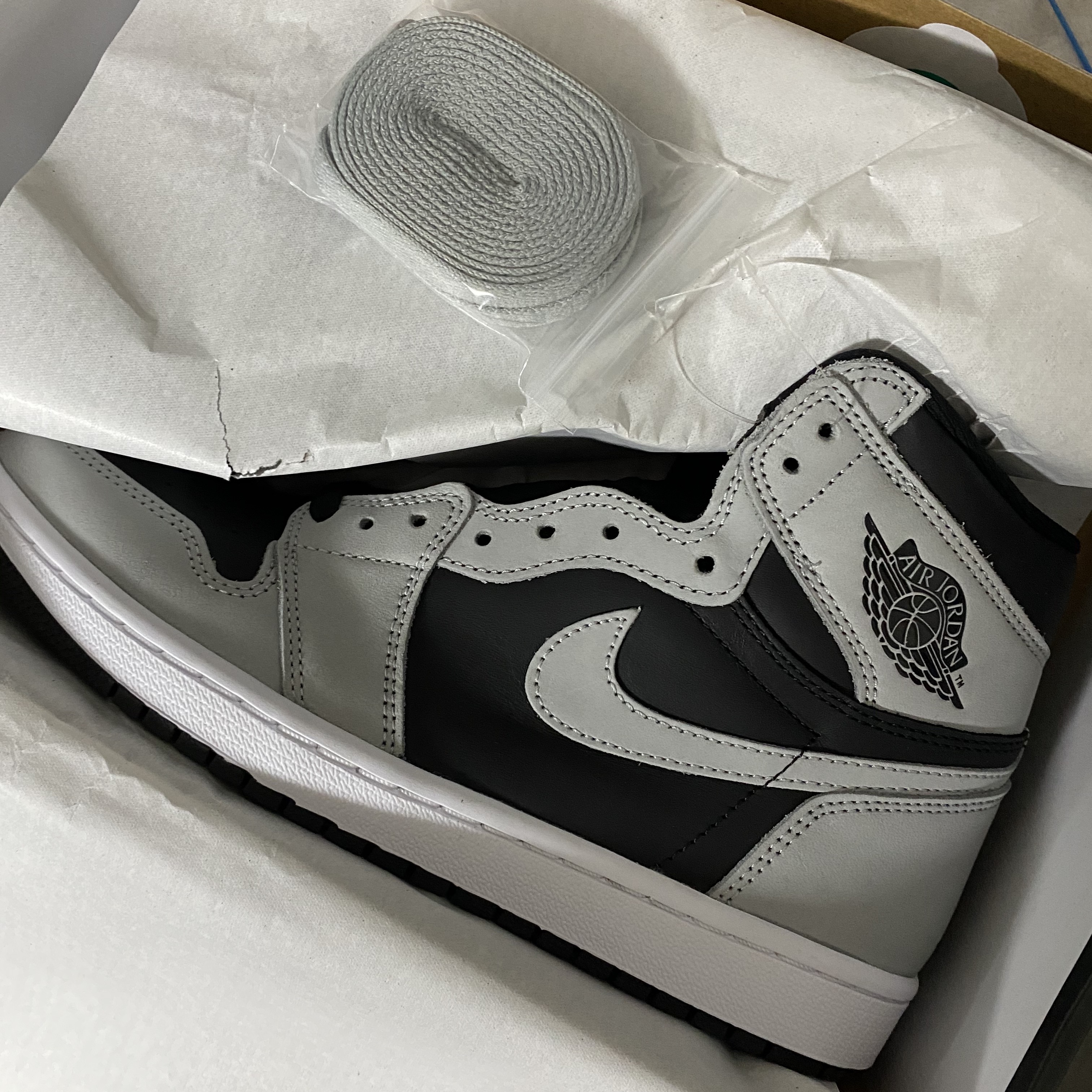 Jordan 1 Retro High OG Shadow 2.0 착용 스타일