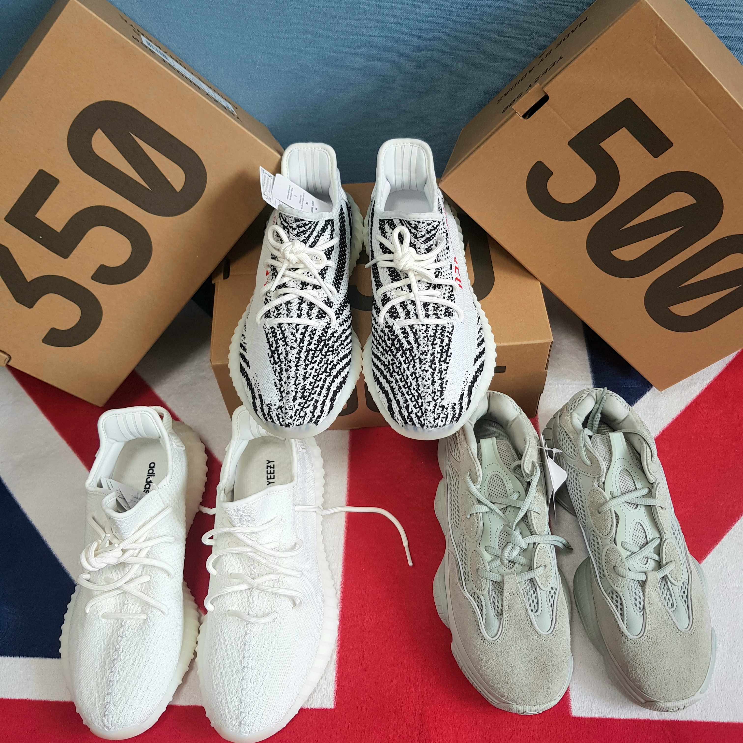 Adidas Yeezy Boost 350 V2 Zebra 2017/2019/2020, Adidas Yeezy Boost 350 V2 Cream/Triple White 착용 스타일