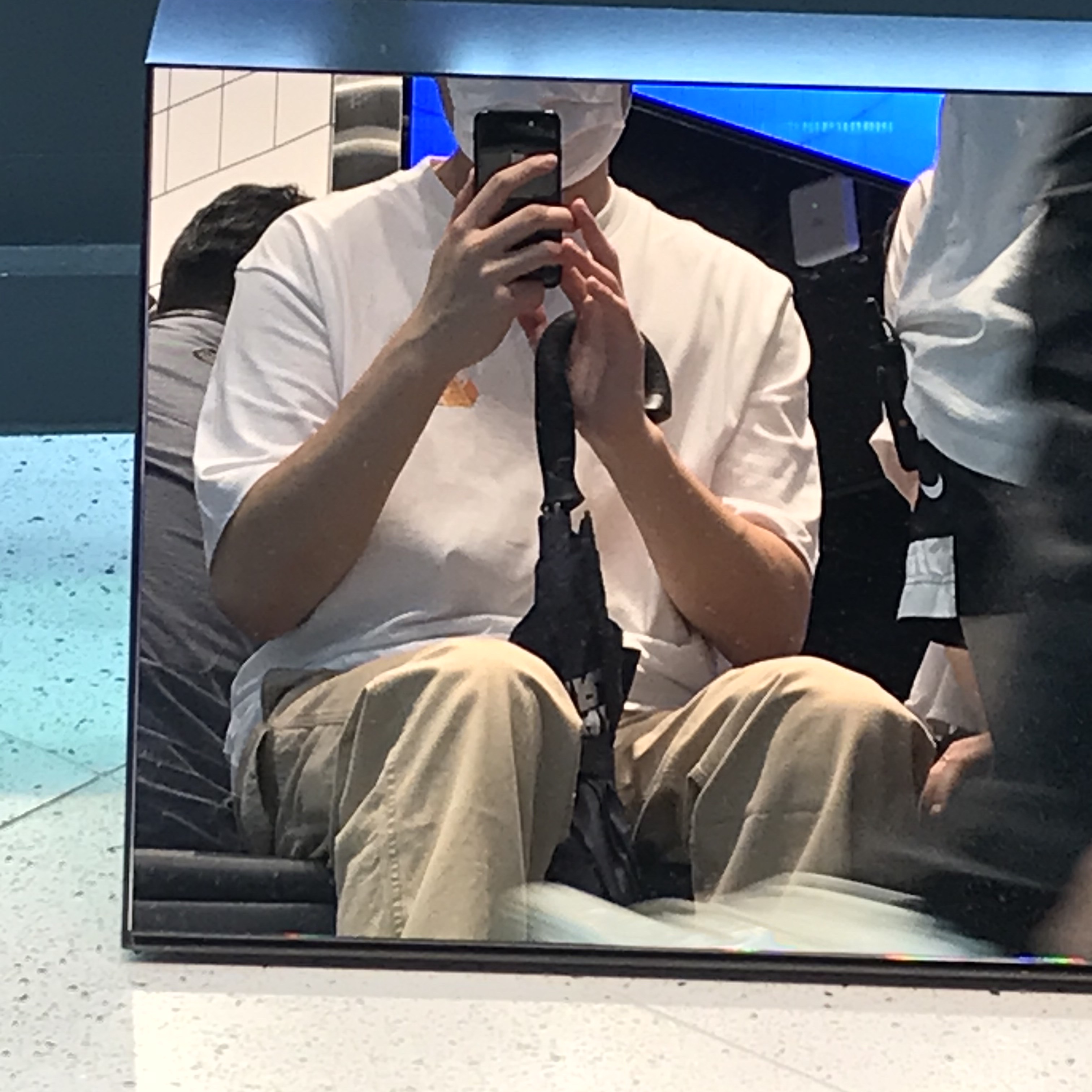 Jordan x Travis Scott Canvas Pants - Asia, Palace Tri-Lager T-Shirt White - 20FW 착용 스타일