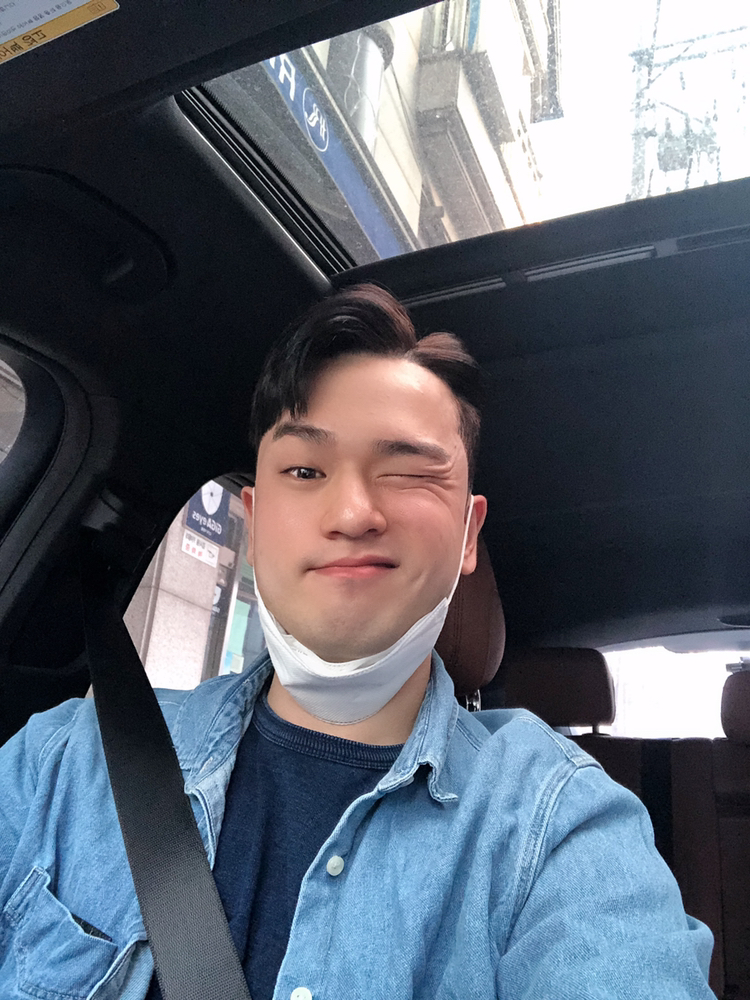 KREAM 프로필 이미지