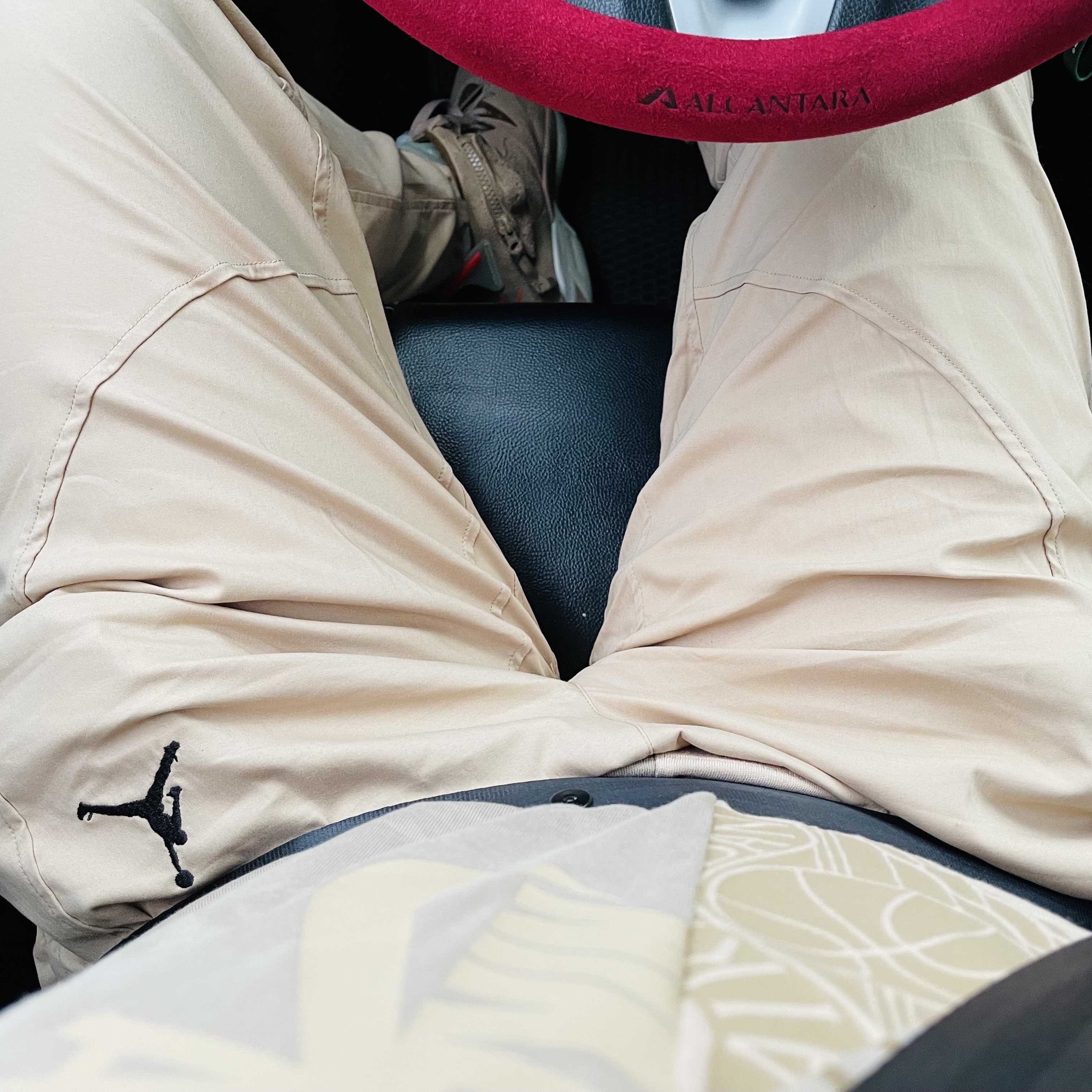 Jordan 6 x Travis Scott Retro SP British Khaki, Jordan x Travis Scott S/S Top - Asia 착용 스타일 - 5