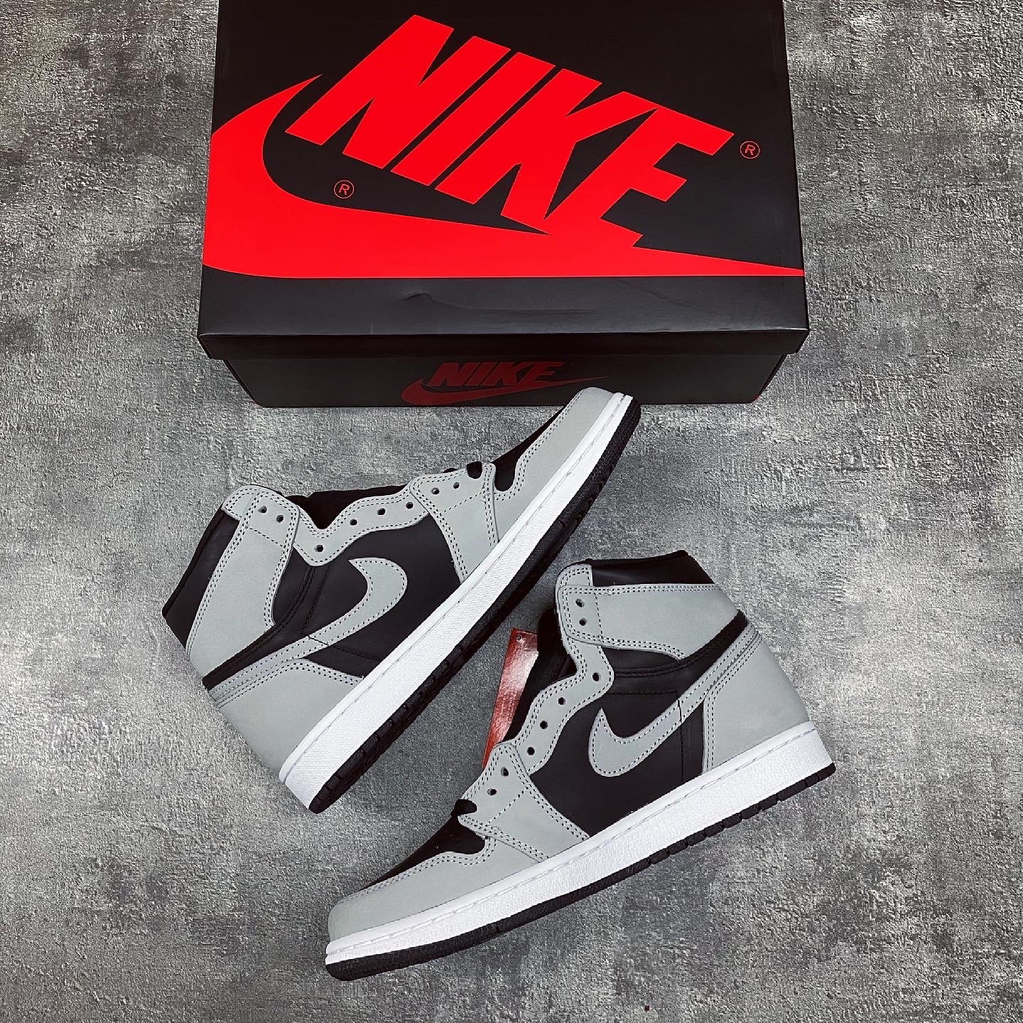Jordan 1 Retro High OG Shadow 2.0 착용 스타일 - 2