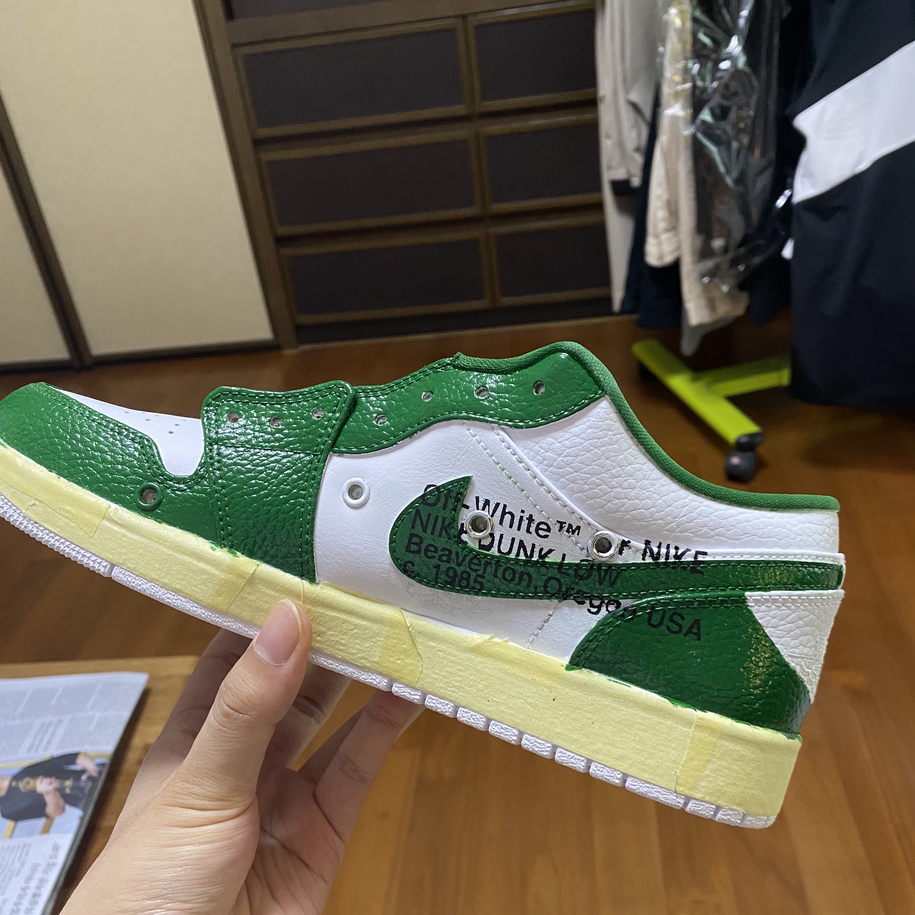 Nike x Off-White Dunk Low Pine Green, Jordan 1 Low Triple White Tumbled Leather 2020 착용 스타일 - 5